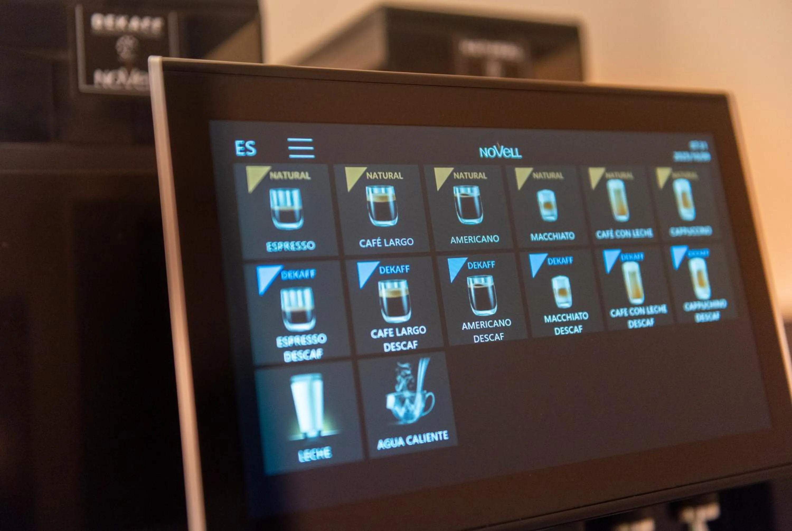 Breakfast in Hotel California