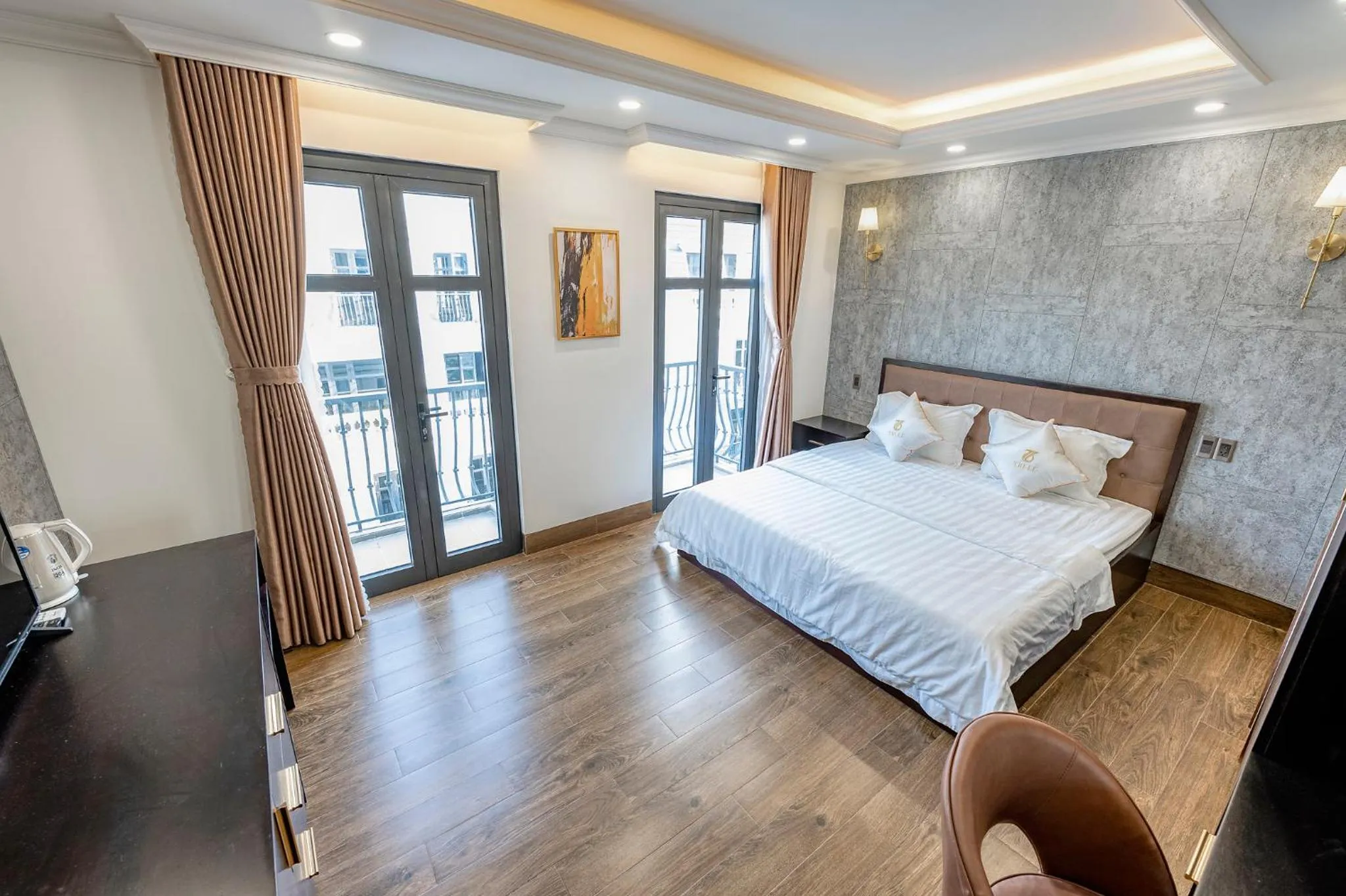 Bedroom, Bed in Hotel Trí Lê