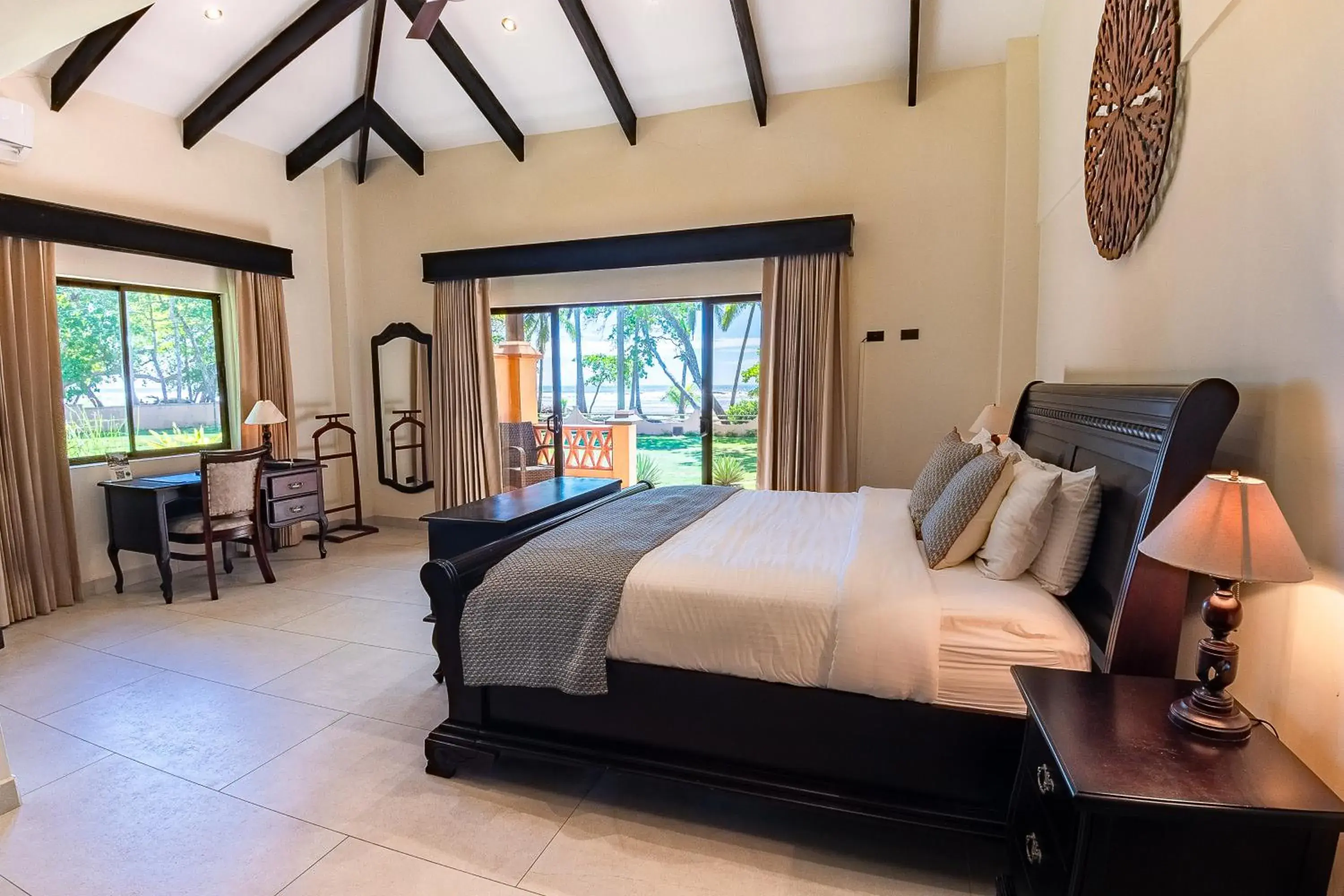 Superior Suite with Sea View in Sunset del Mar Beach Resort Superior Suite with Sea View in Sunset del Mar Beach Resort