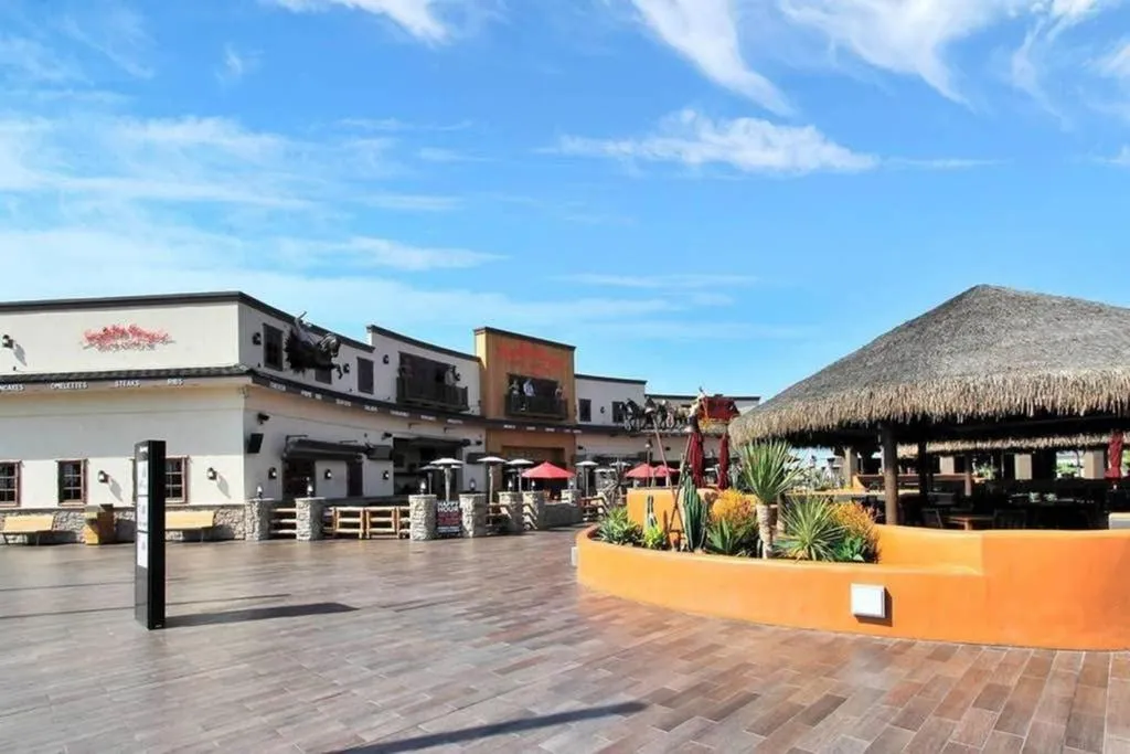 Restaurant/places to eat in 1000#5 Premier Modern Home w View, Parking, and AC