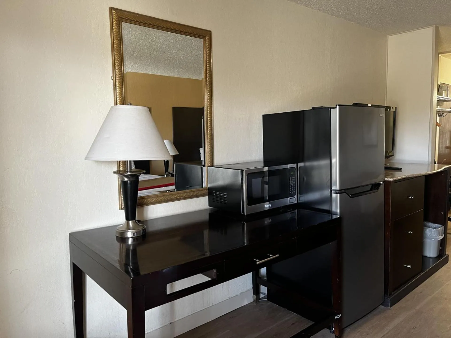 Bedroom in Budget Inn Laramie