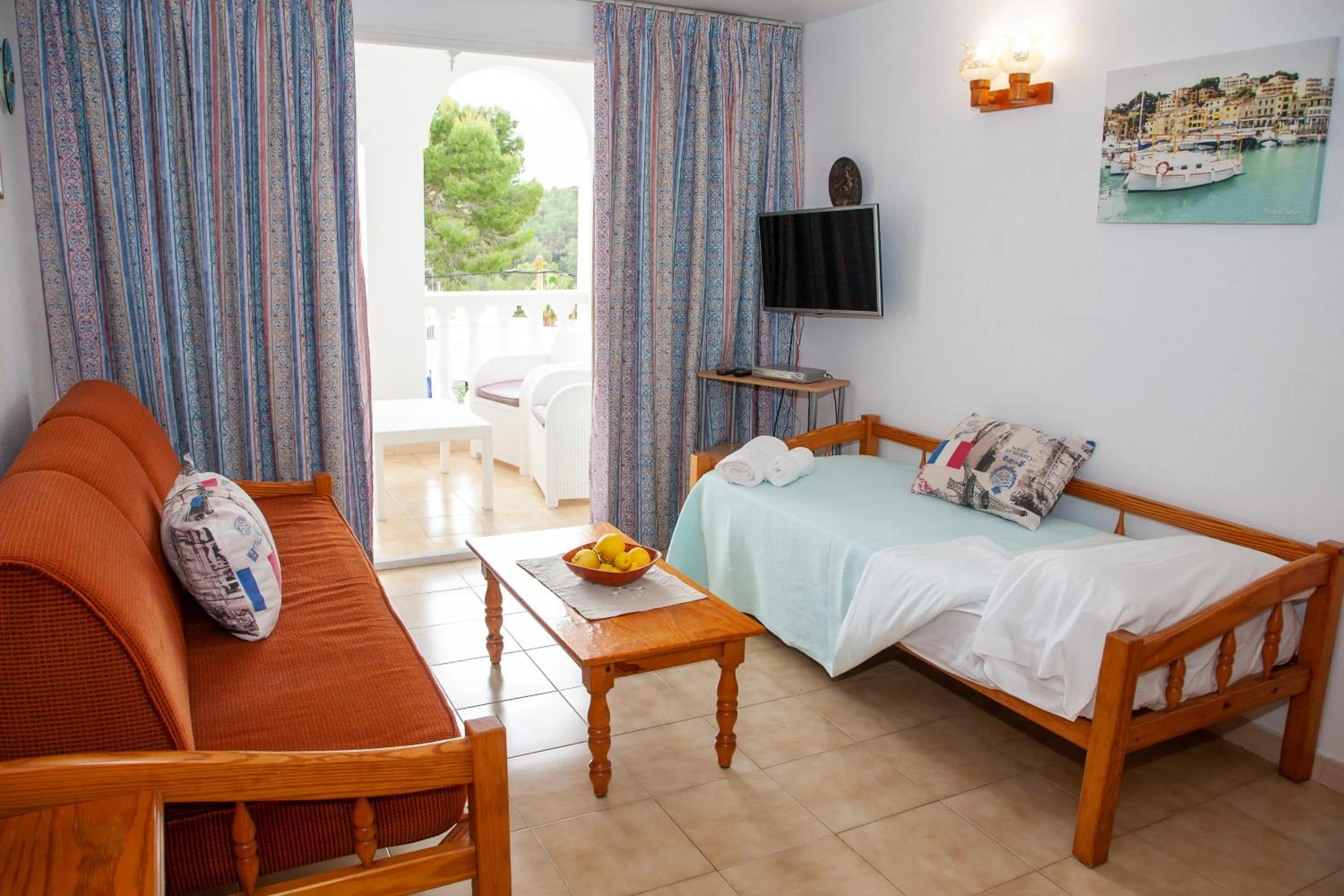 Bed in Atalaya Bosque Apartamentos