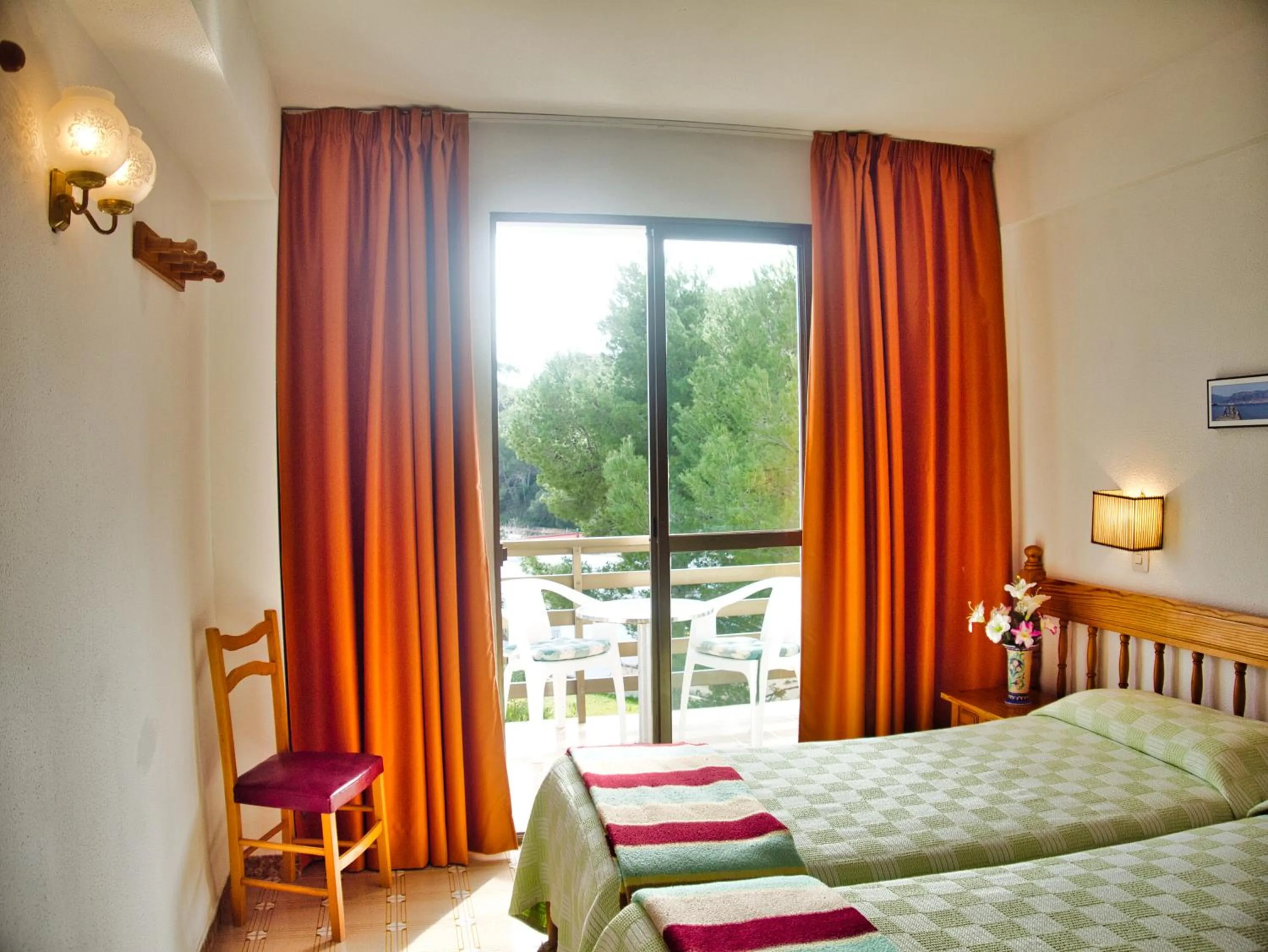 Photo of the whole room, Bed in Bon Aire Apartamentos