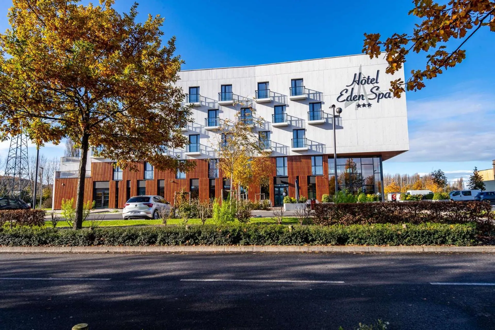 Property building in Brit Hotel Eden SPA Honfleur