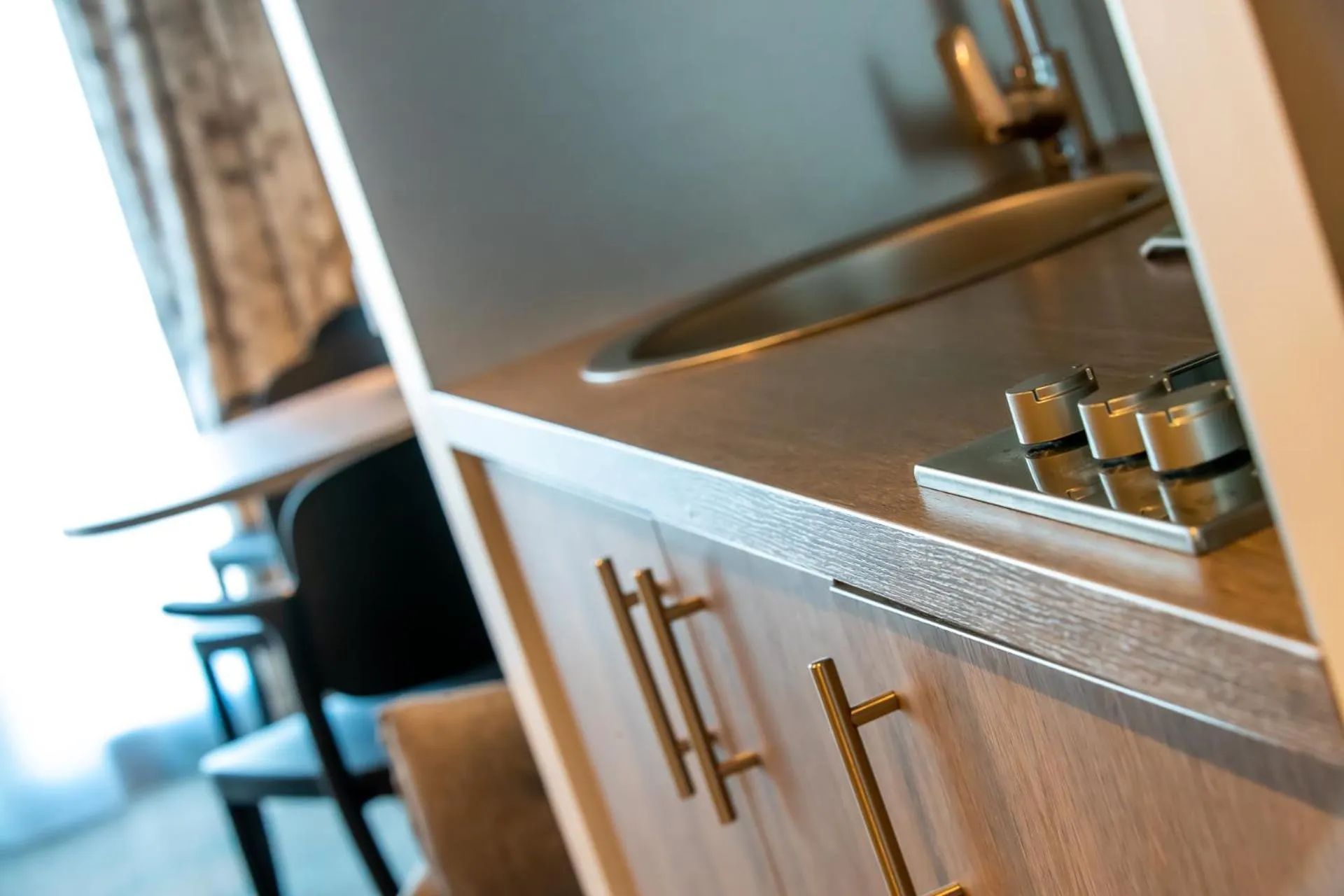 Kitchen or kitchenette in Brit Hotel Eden SPA Honfleur