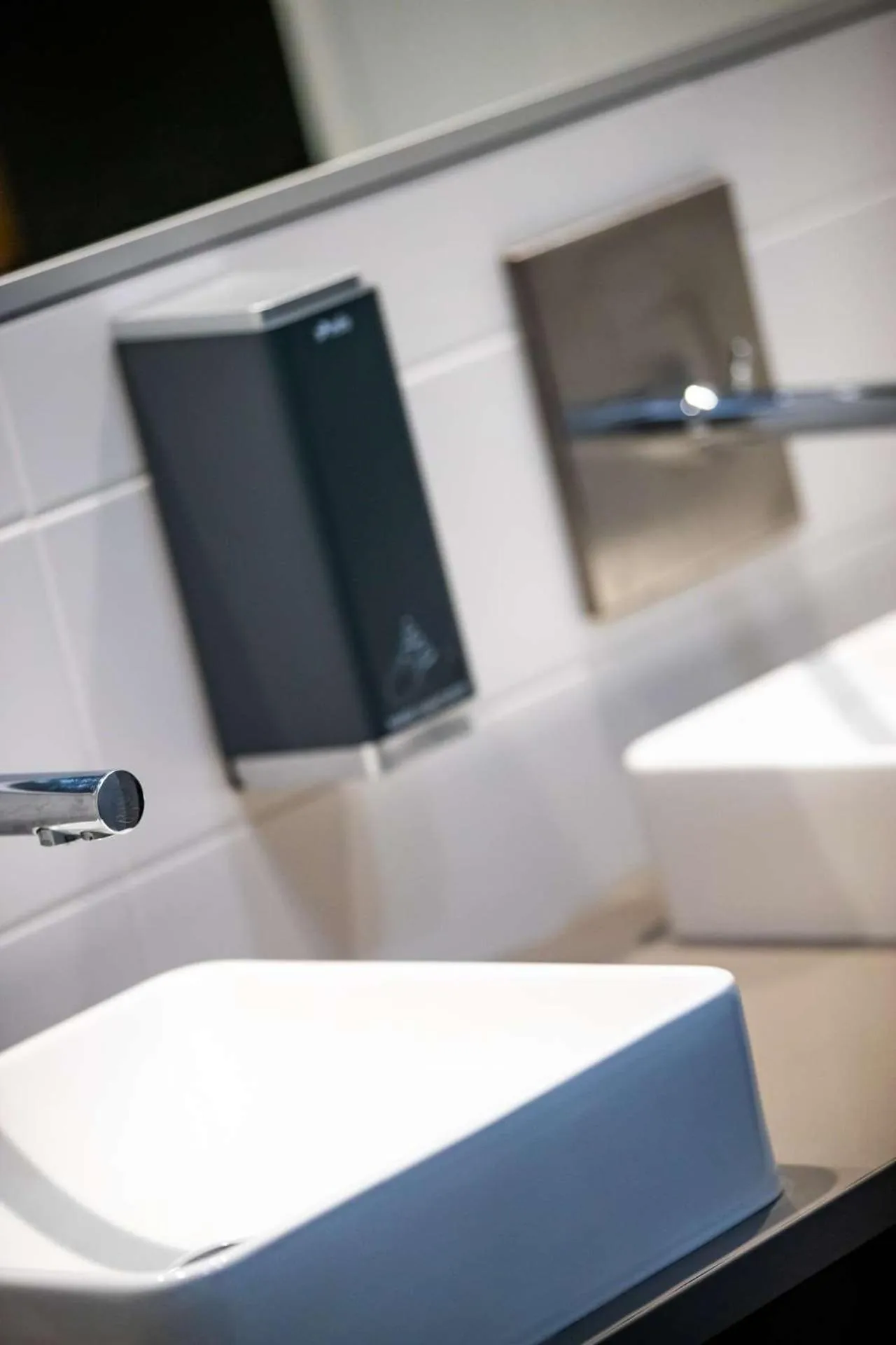 Bathroom in Brit Hotel Eden SPA Honfleur