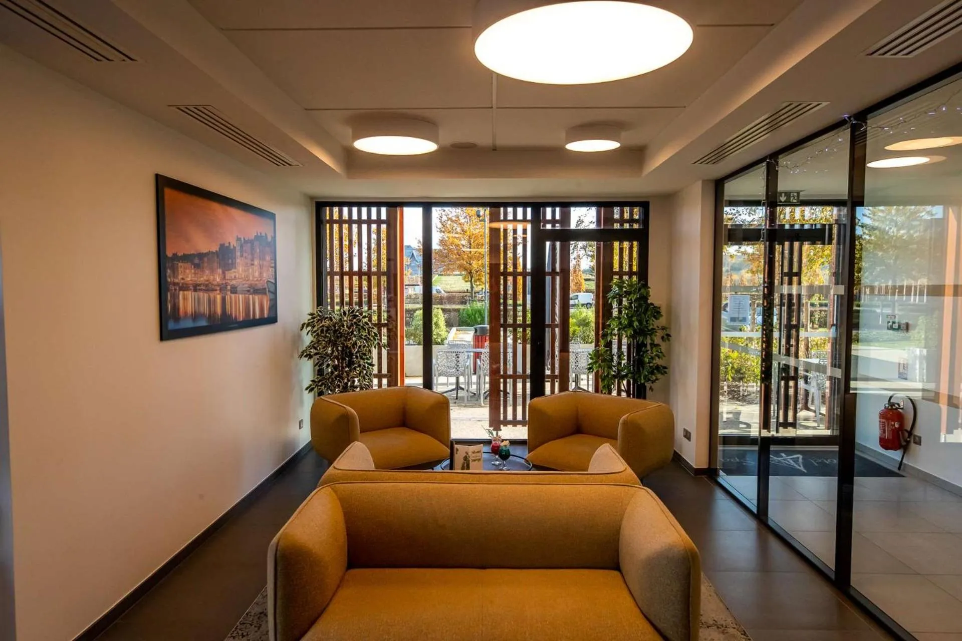 Lobby or reception in Brit Hotel Eden SPA Honfleur