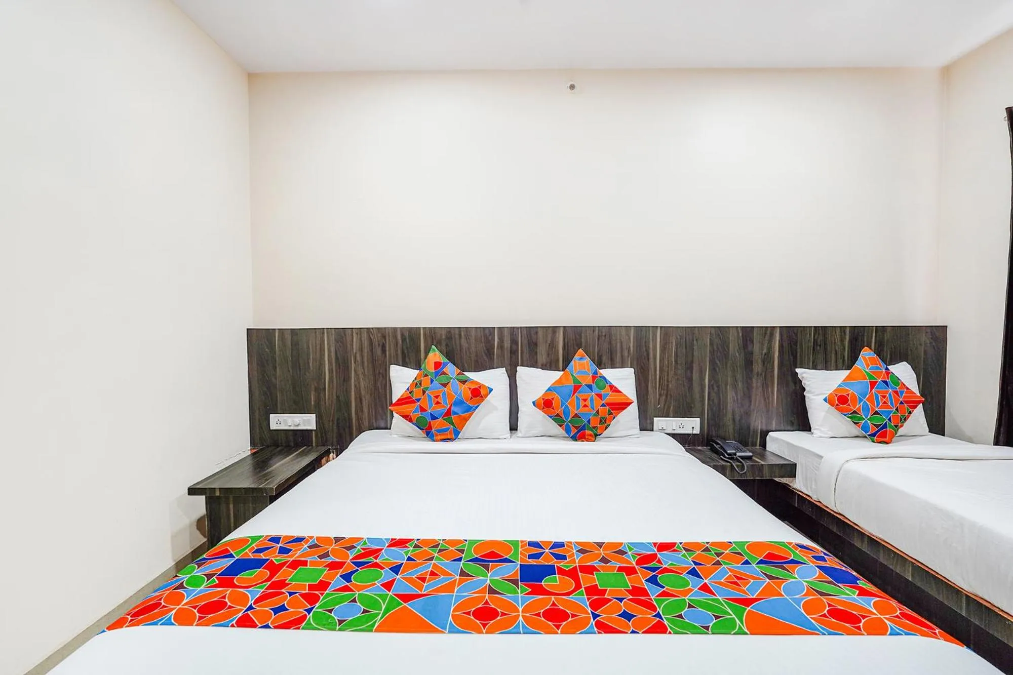 Bed in FabHotel Rove Inn & Suites - Nr Thammenahalli Village