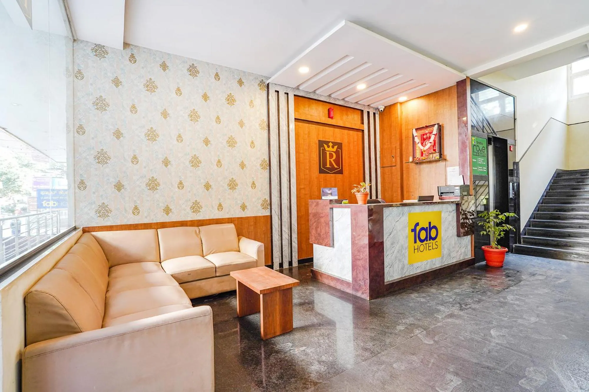 Lobby or reception in FabHotel Rove Inn & Suites - Nr Thammenahalli Village