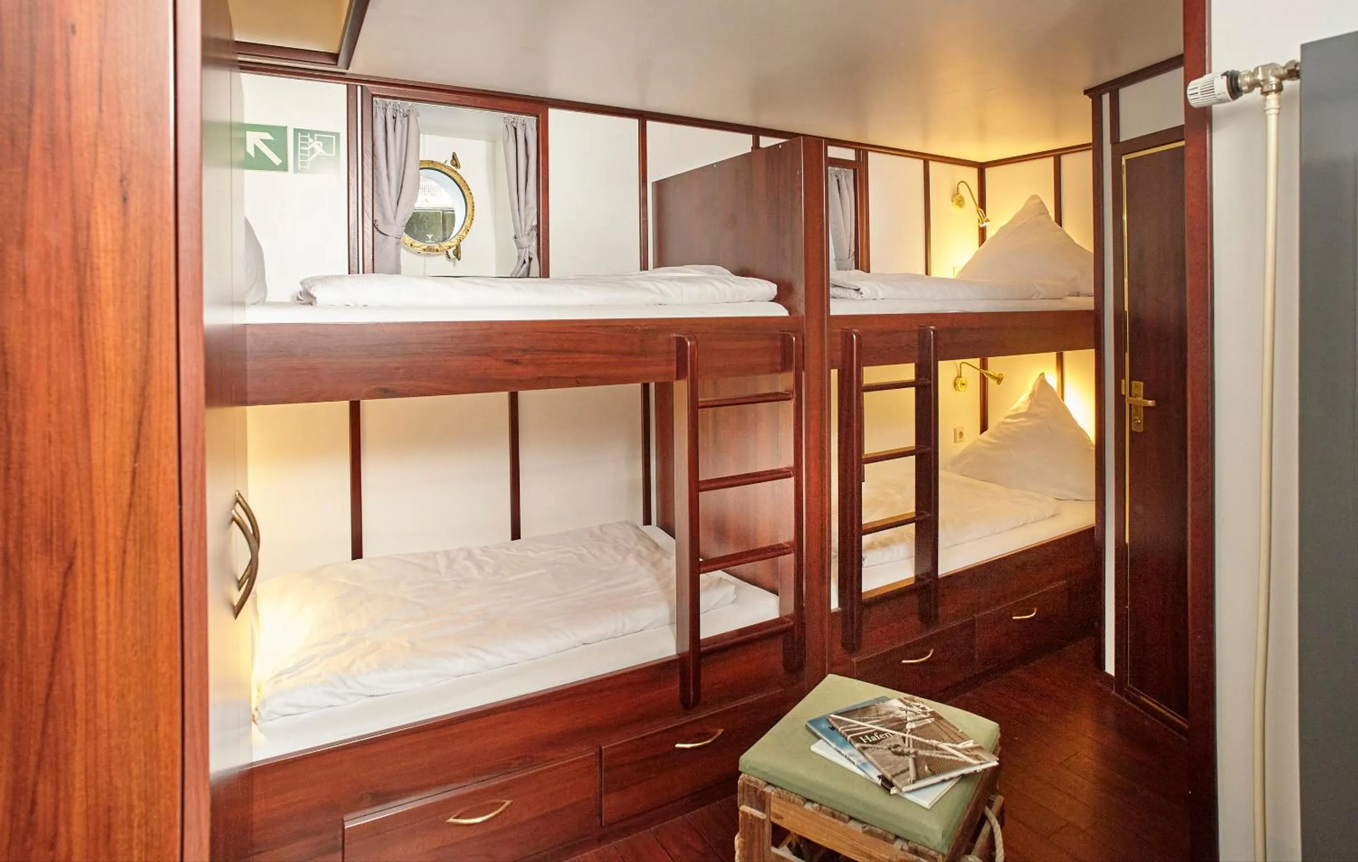 bunk bed, Bed in Alexander von Humboldt - Das Schiff