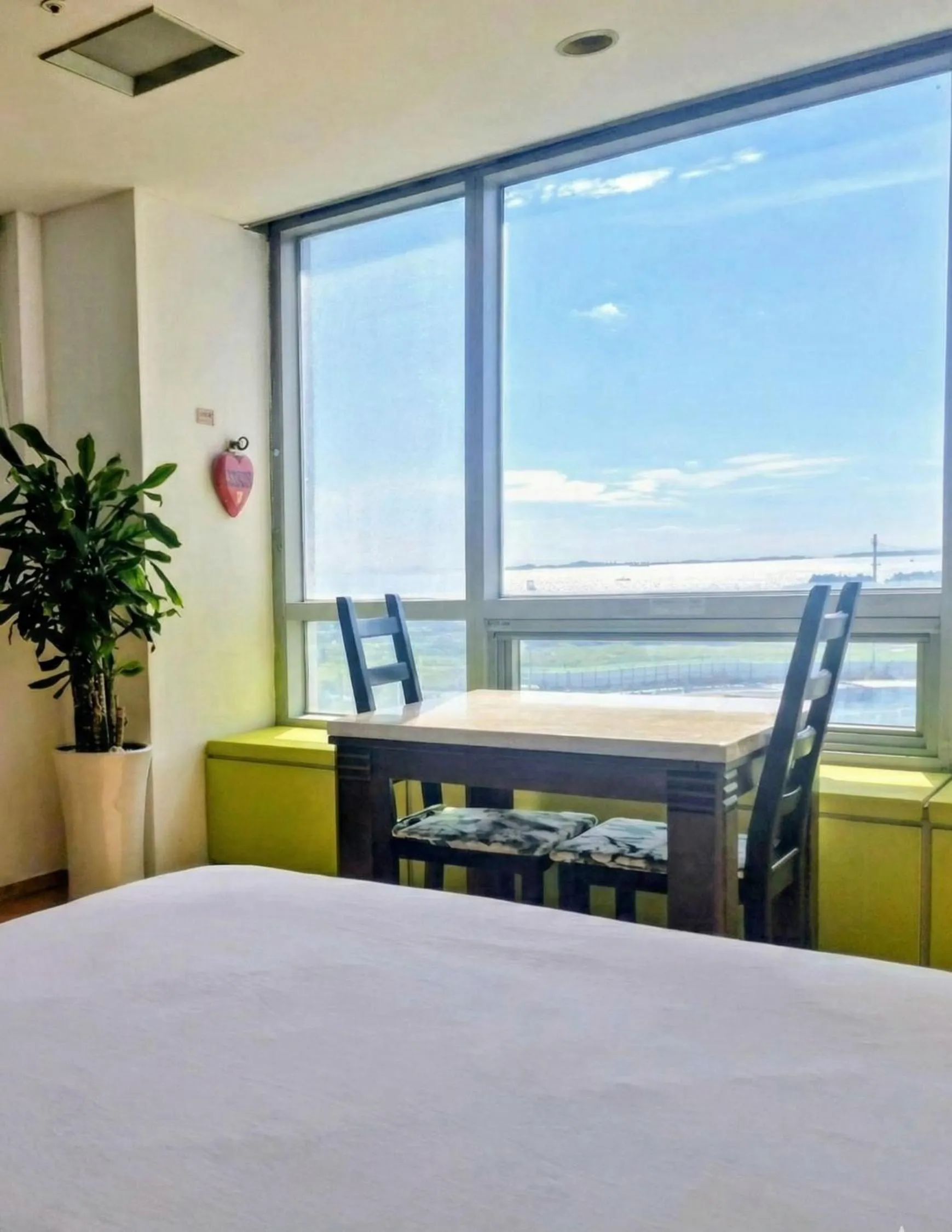 Bed in Cozy - Experience Home like Comfort Studio