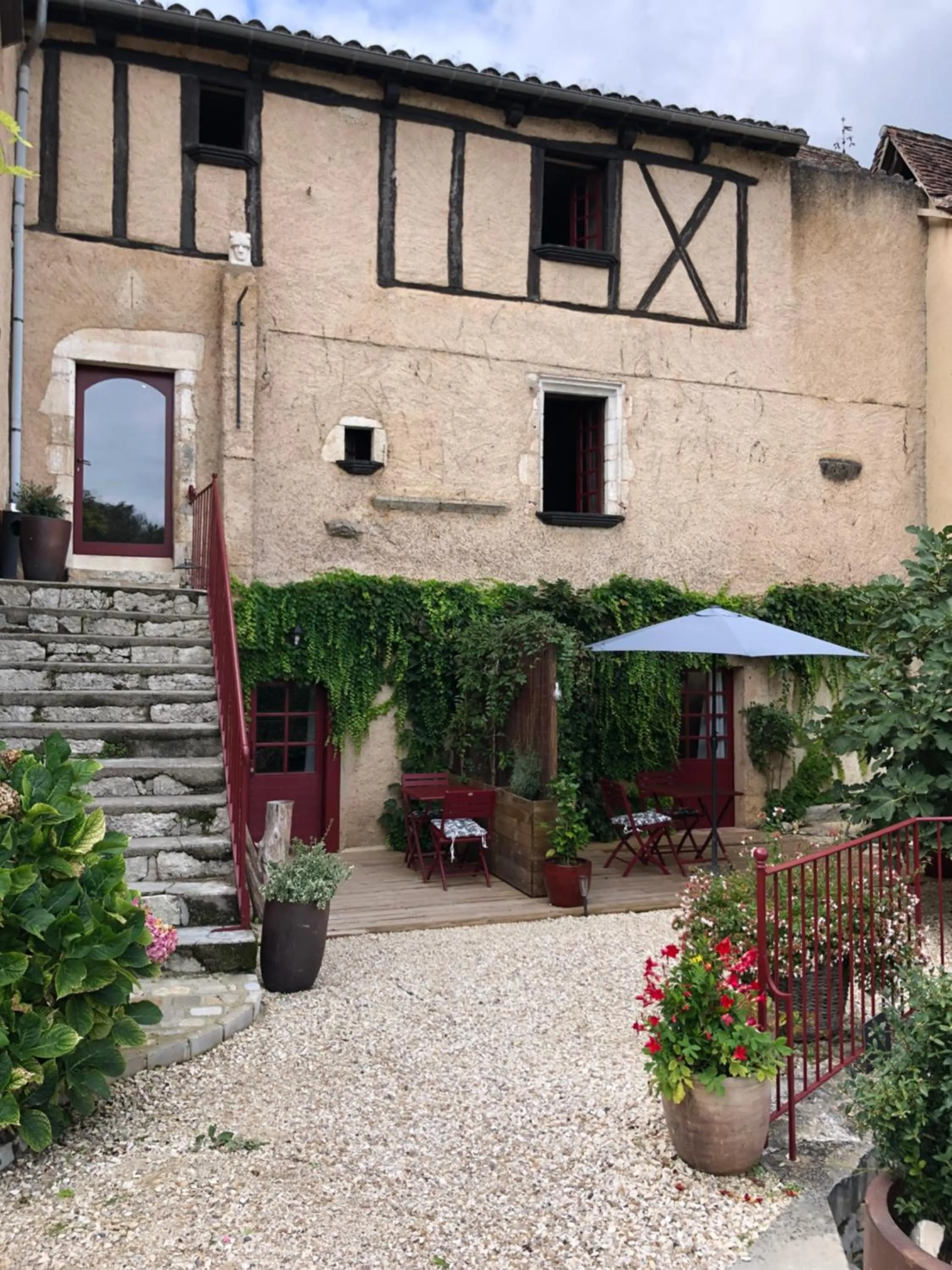 Maison Lapopie chambres et gîte