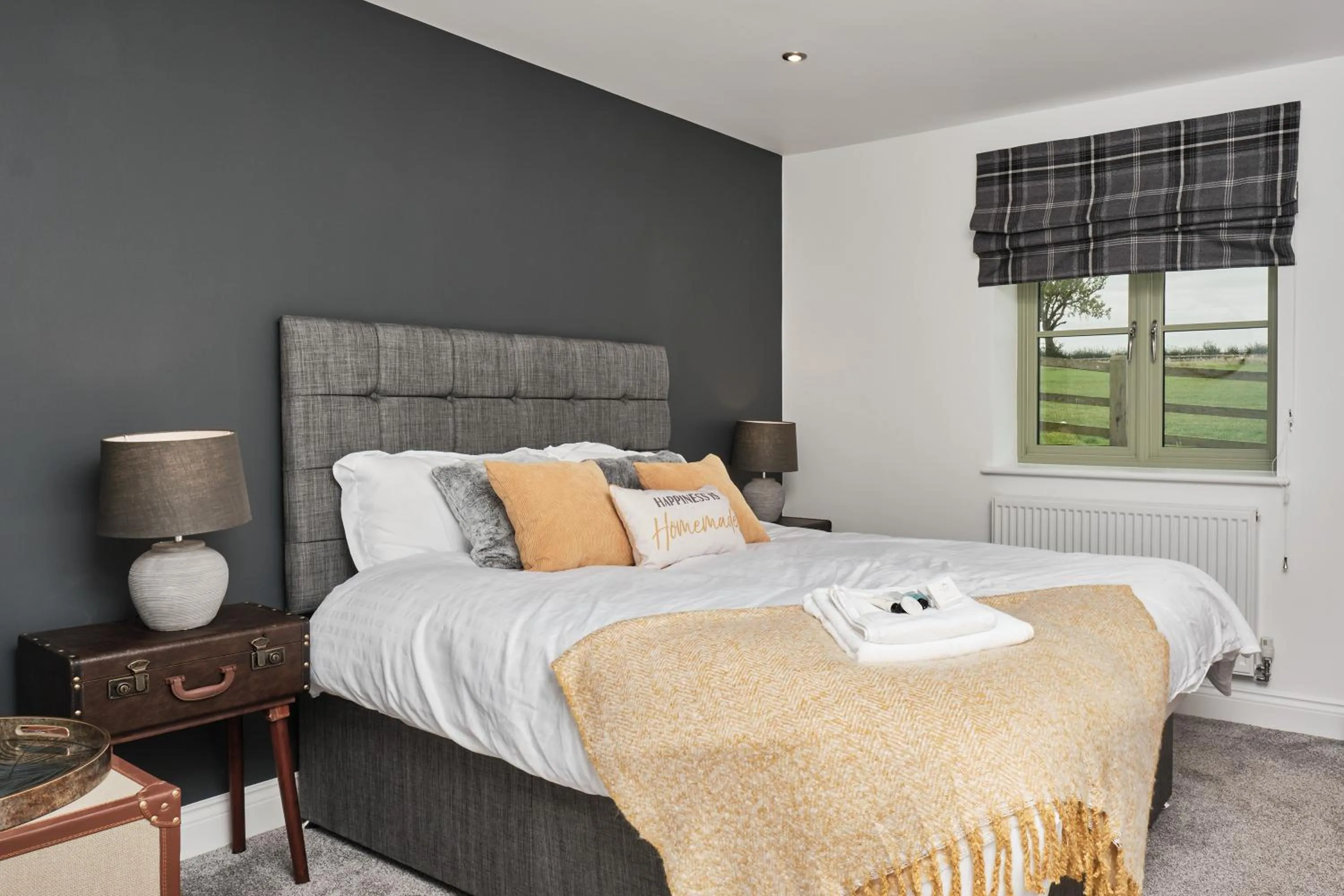 Bedroom, Bed in Bridge House Barn