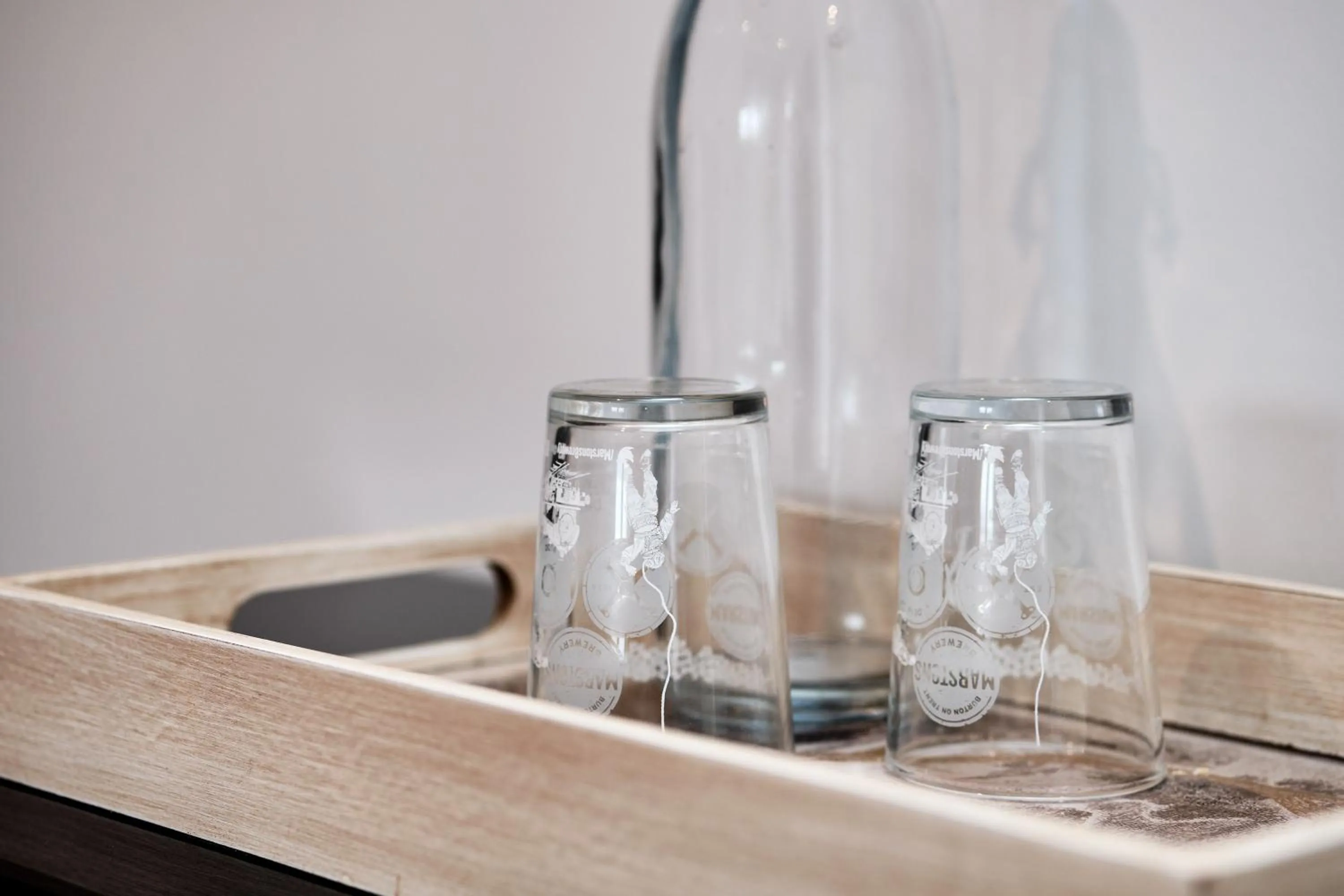 Food and drinks in Bridge House Barn