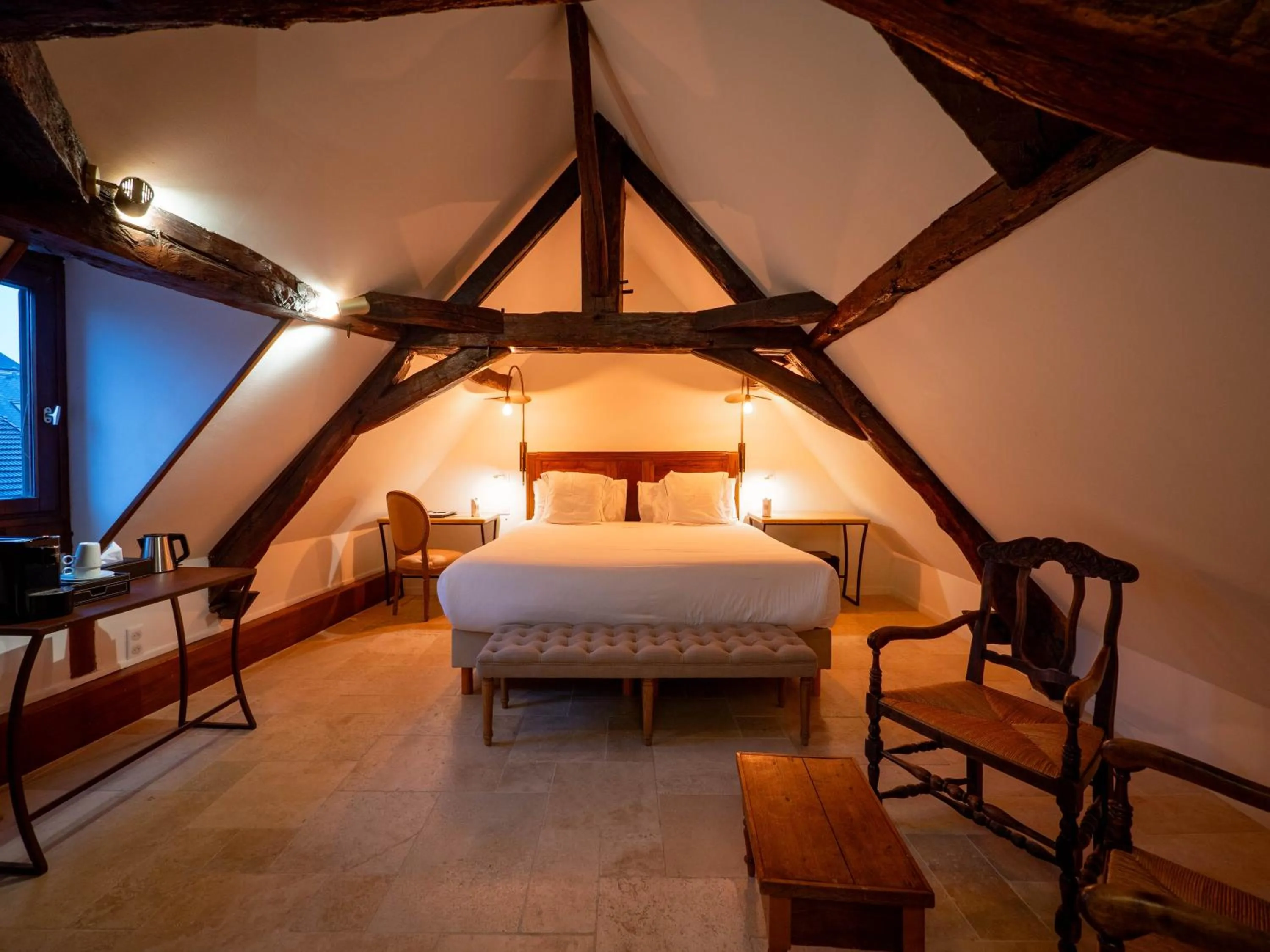 City view, Bed in Les Remparts Hôtels et Demeures Historiques