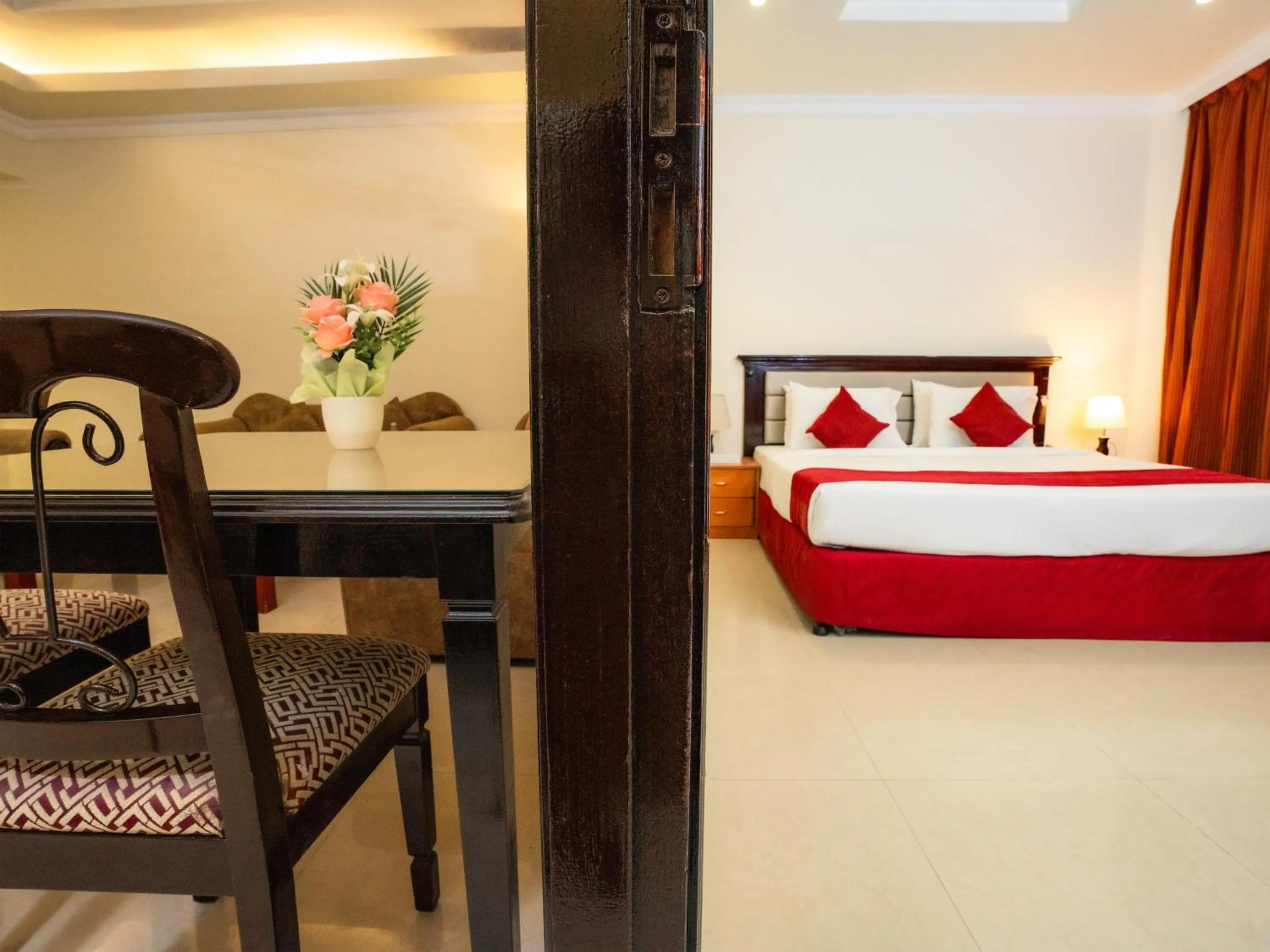 Bedroom, Bed in Oriental Hotel Apartments