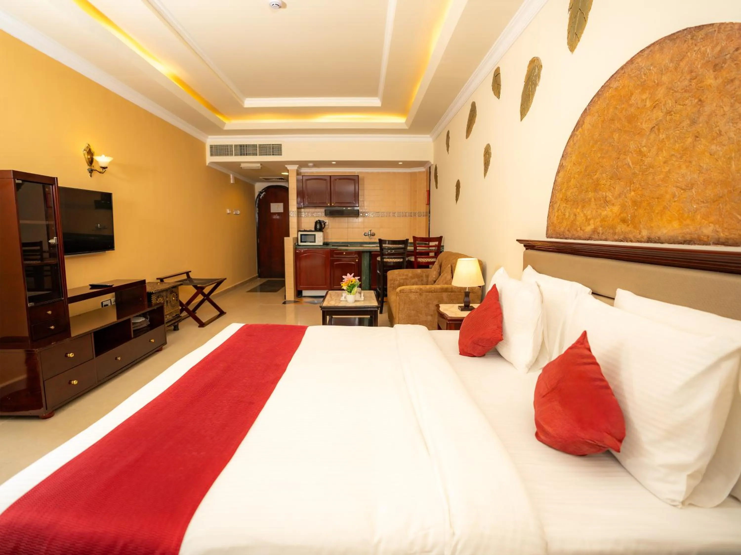 Bedroom, Bed in Oriental Hotel Apartments