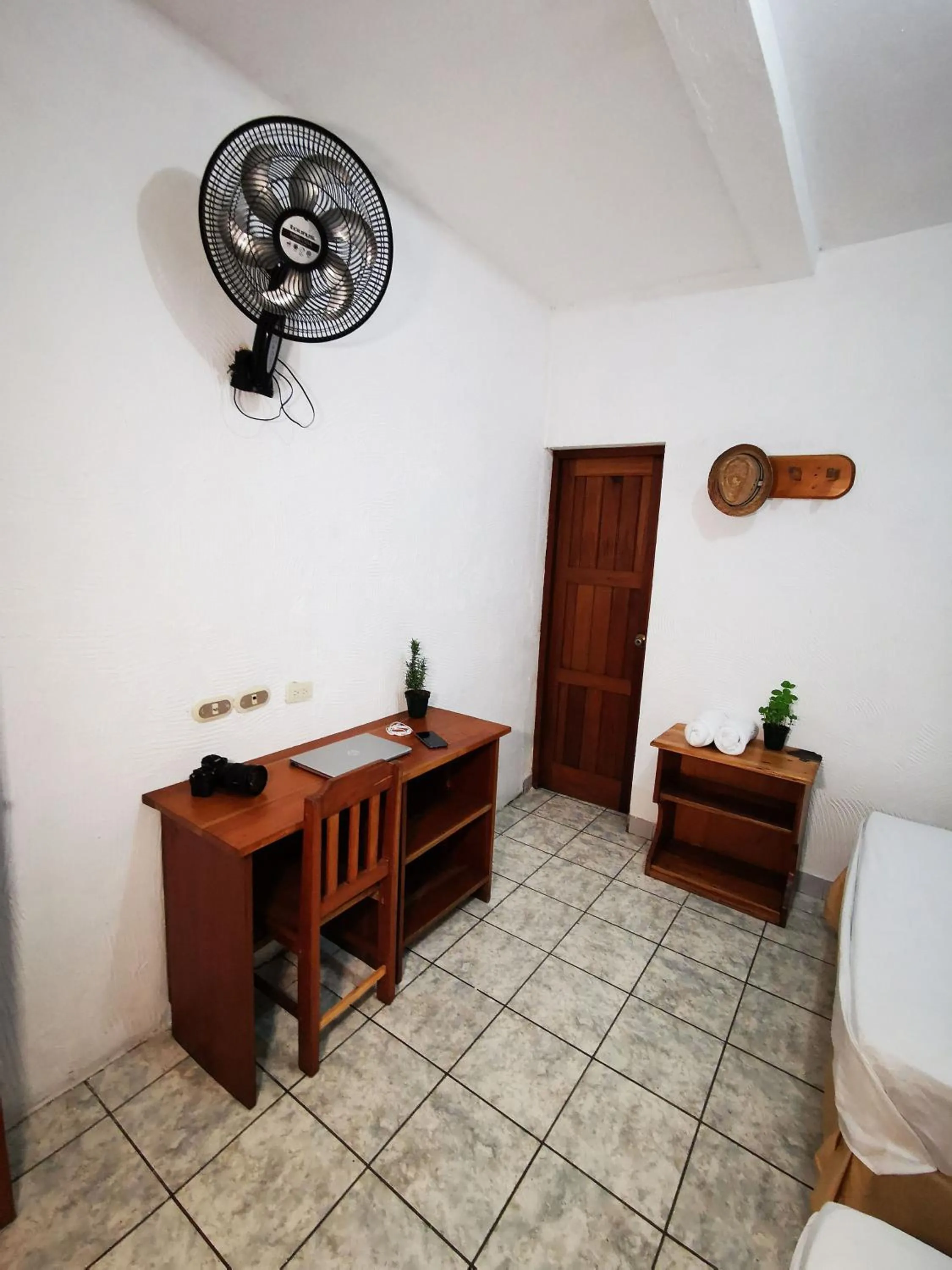 Seating area, Bed in Natz Hotel