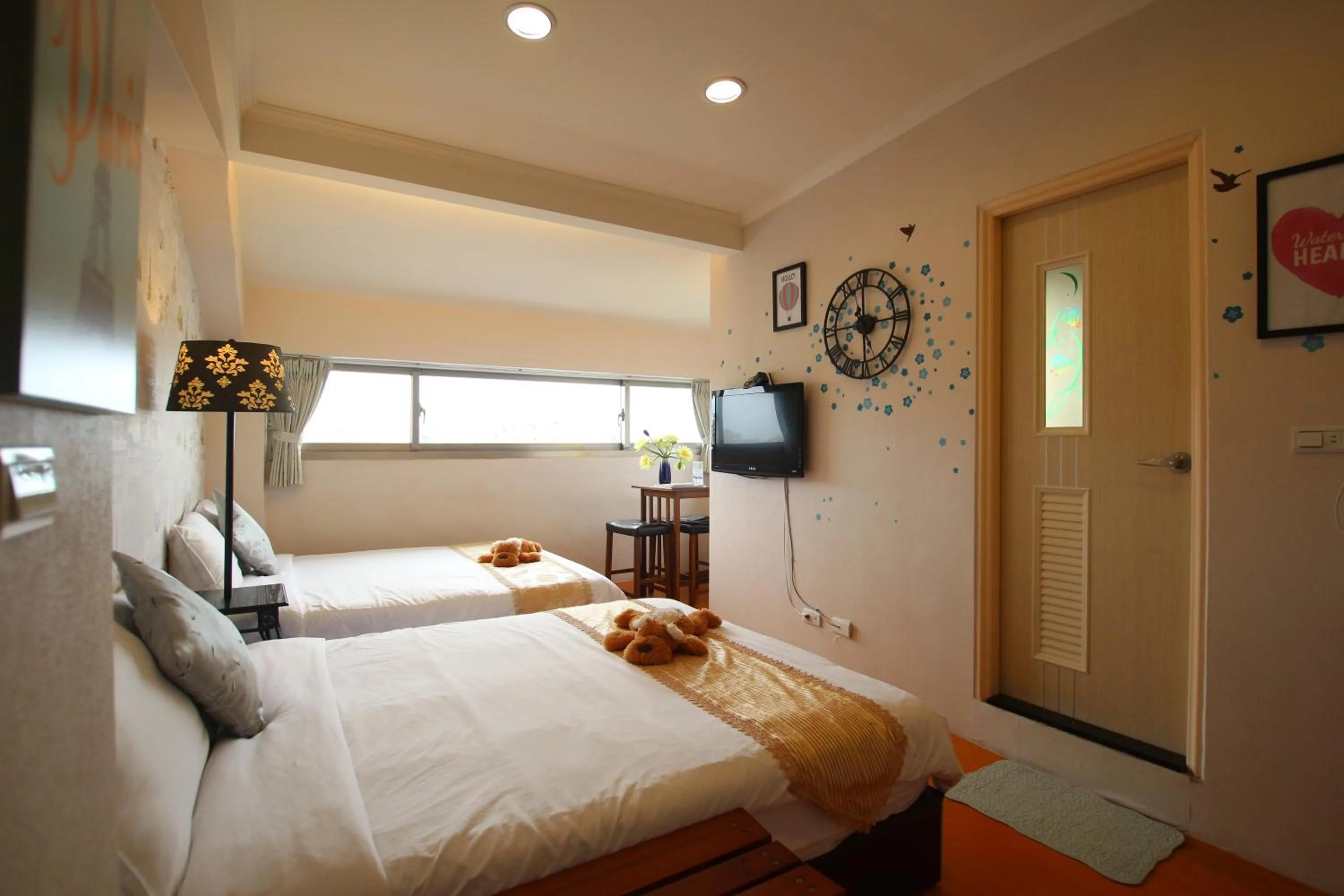 Photo of the whole room, Bed in Yilan Pine Villa Homestay