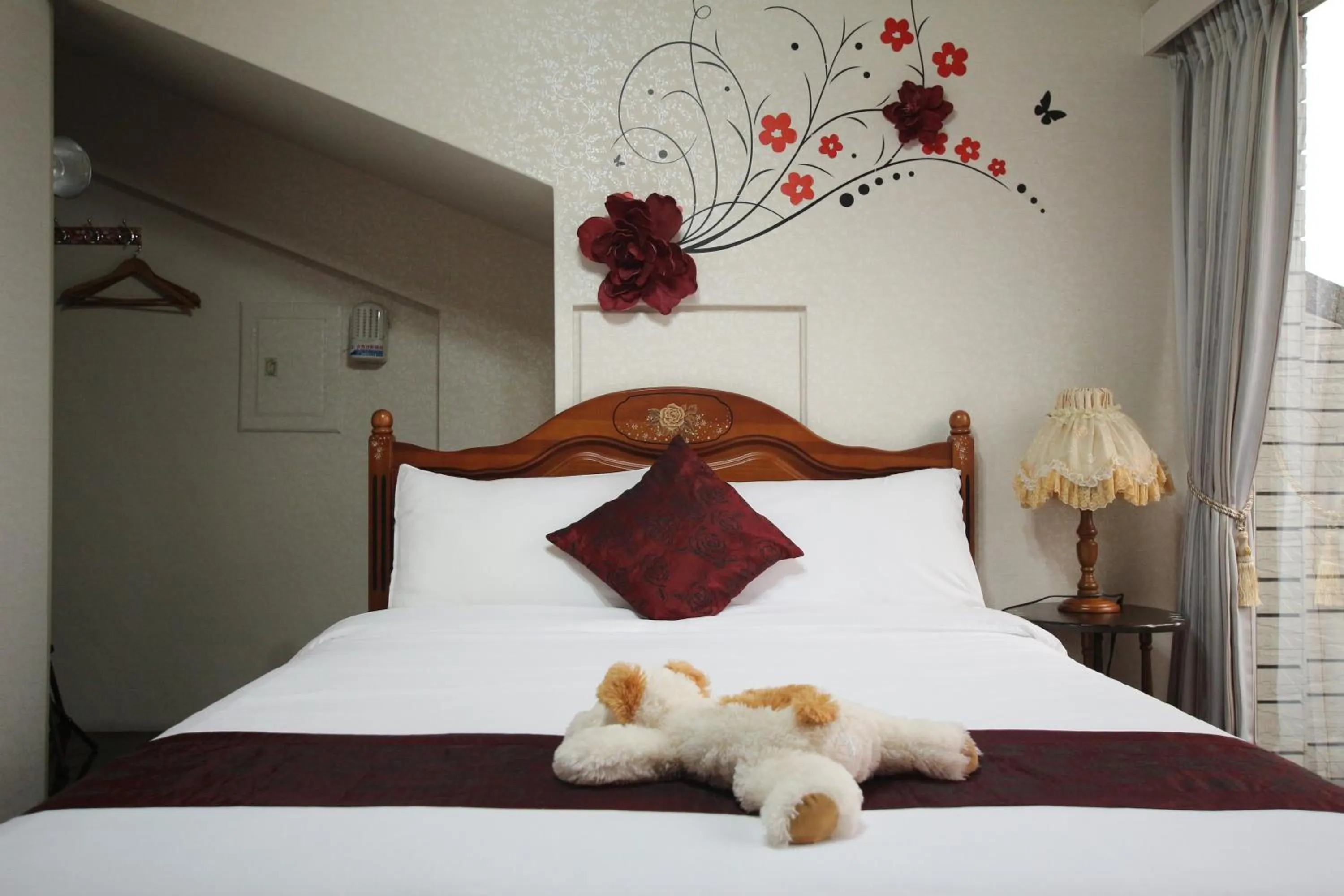 Decorative detail, Bed in Yilan Pine Villa Homestay