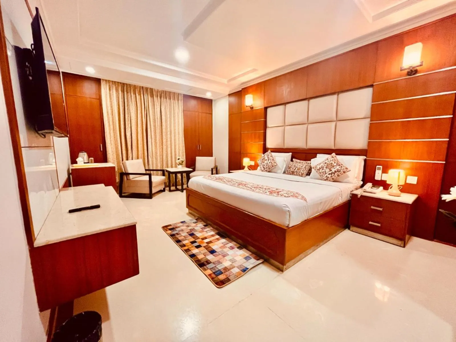 Bedroom, Bed in Hotel Bhoomivilas