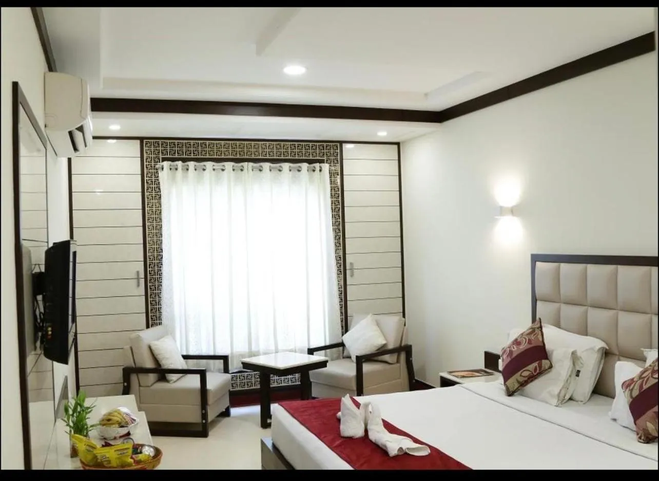 Photo of the whole room, Bed in Hotel Bhoomivilas