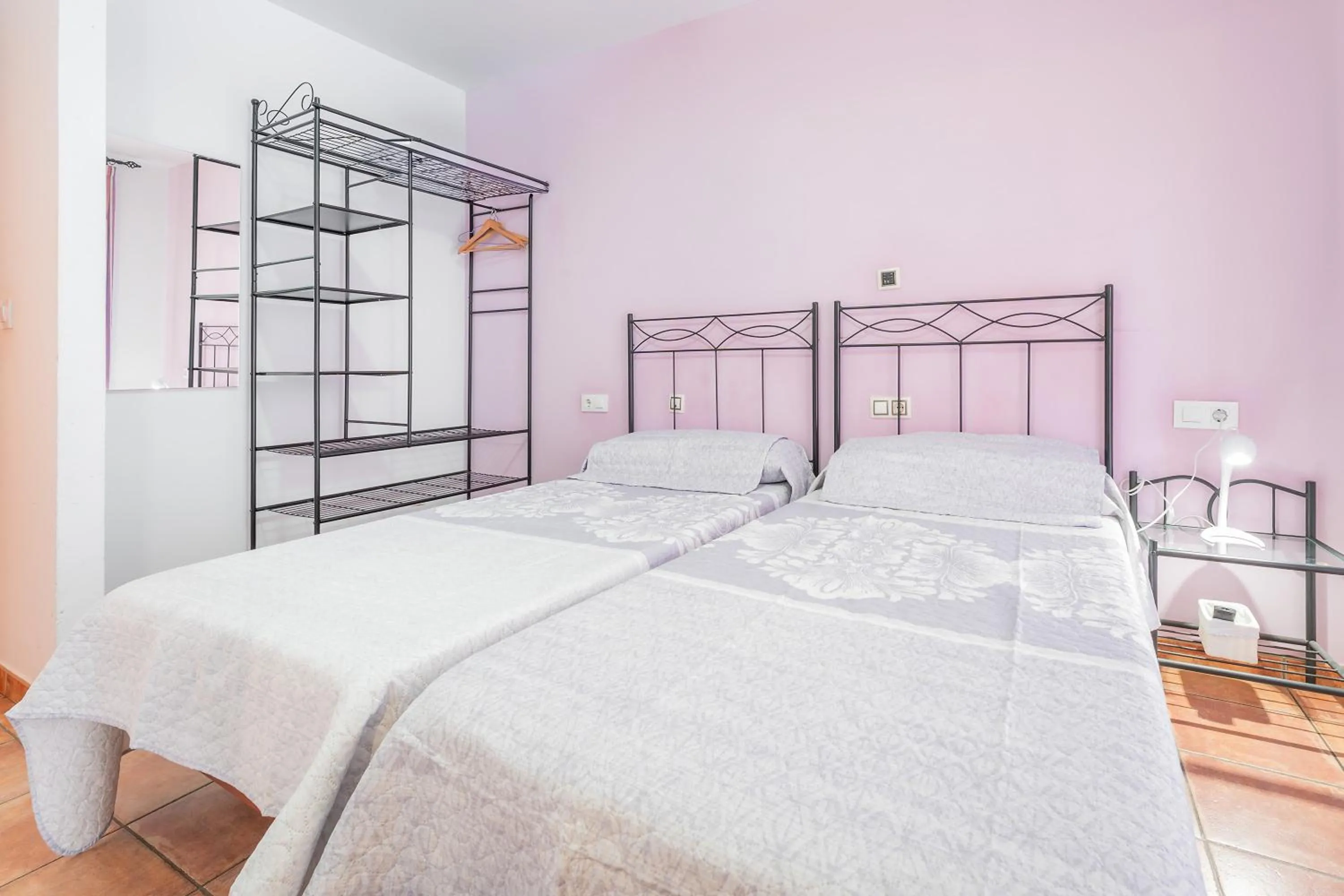 Triple Room with Private Bathroom - single occupancy in Hotel El Horno