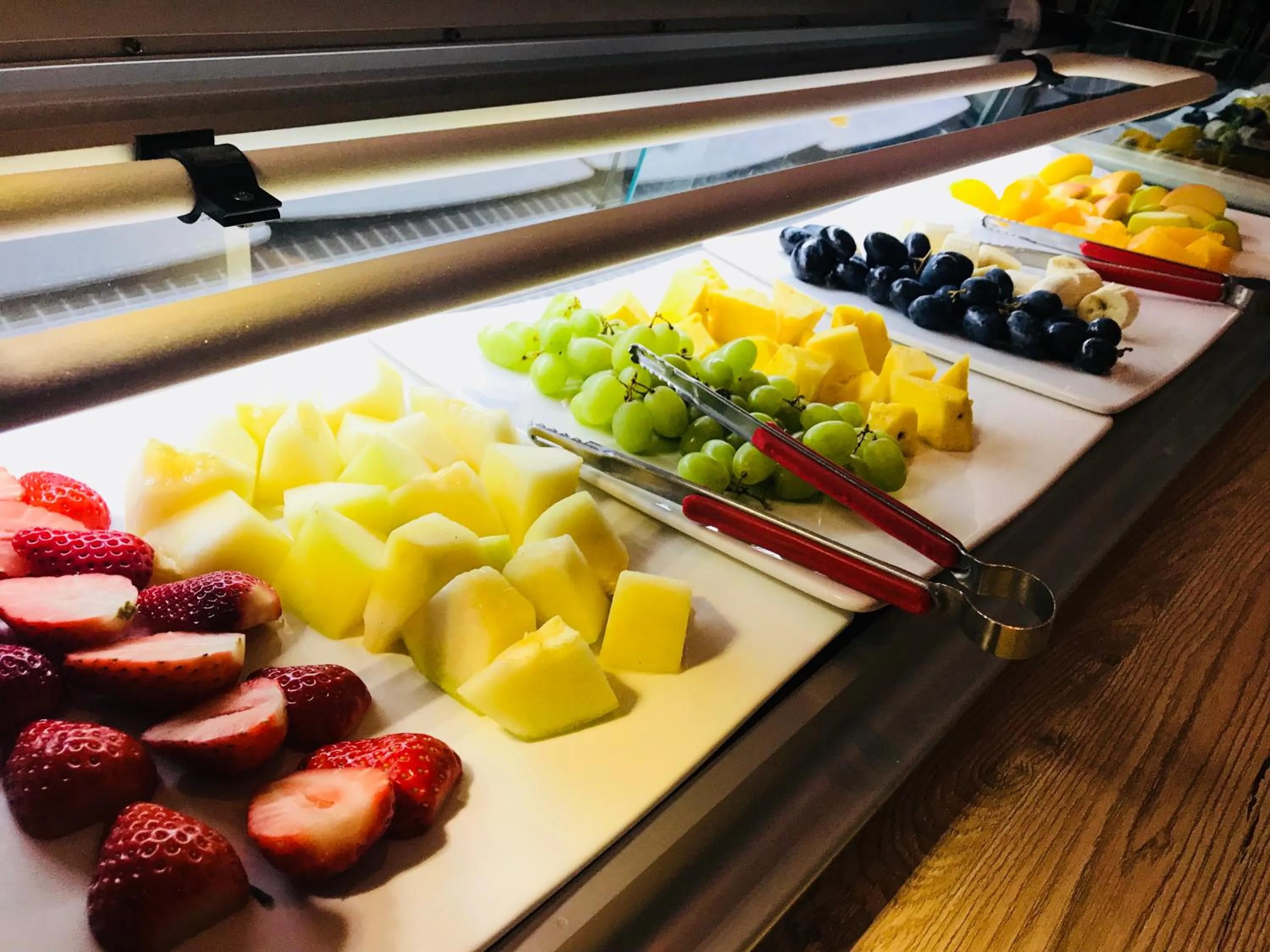 Buffet breakfast in Parkhotel Bellevue Budget