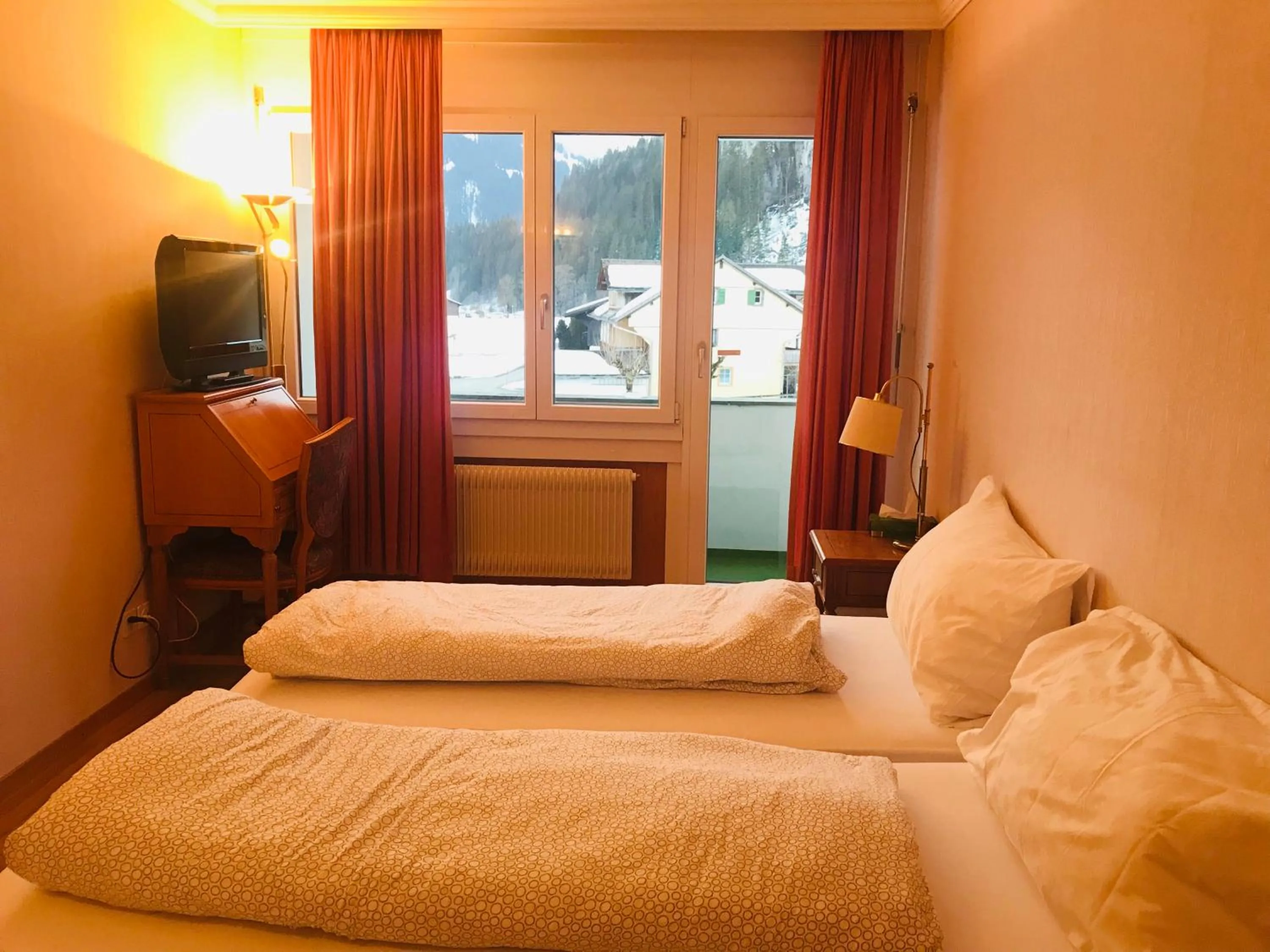 Bed in Parkhotel Bellevue Budget