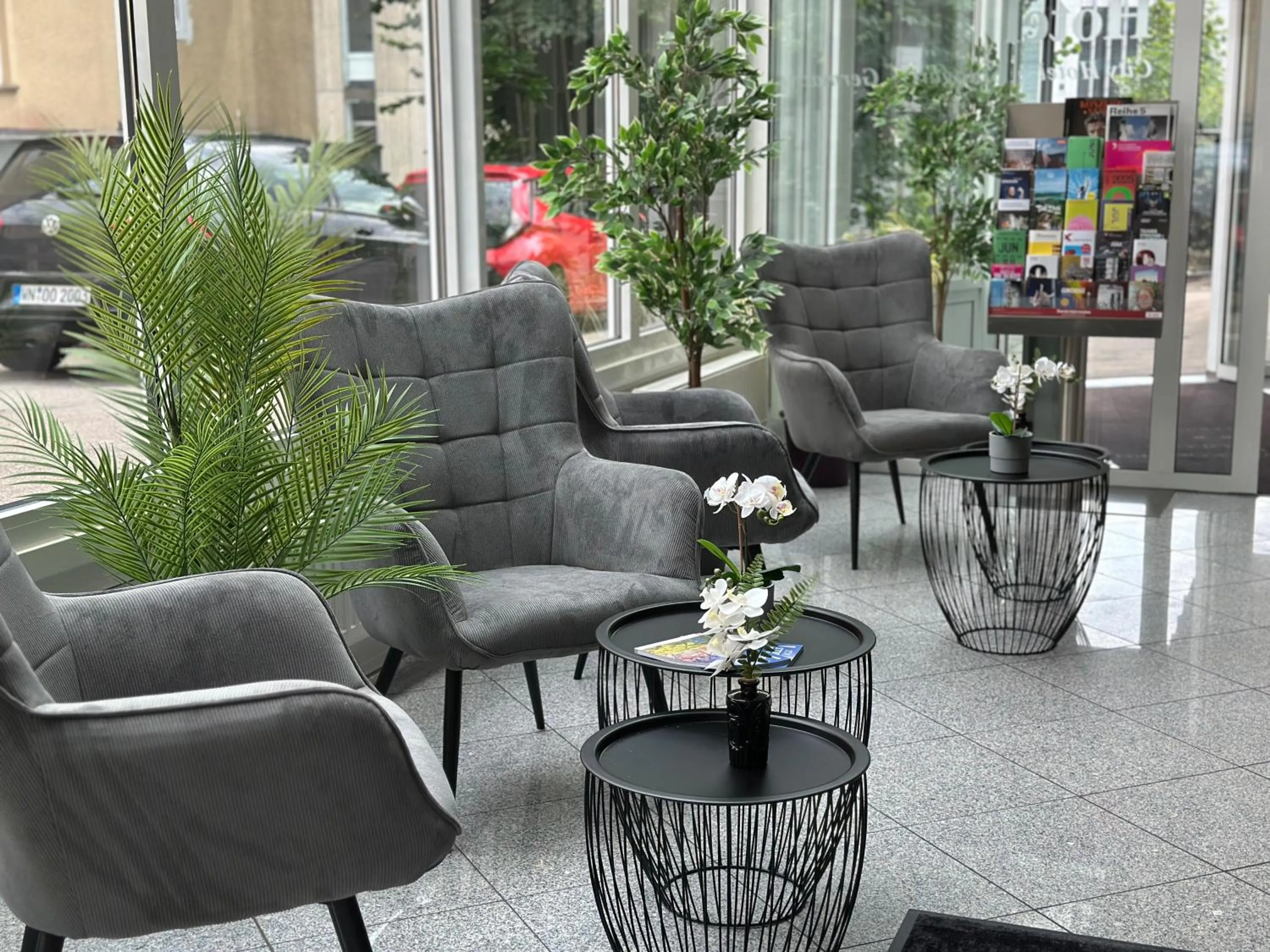 Lobby or reception in Mirage City Hotel Stuttgart Zentrum