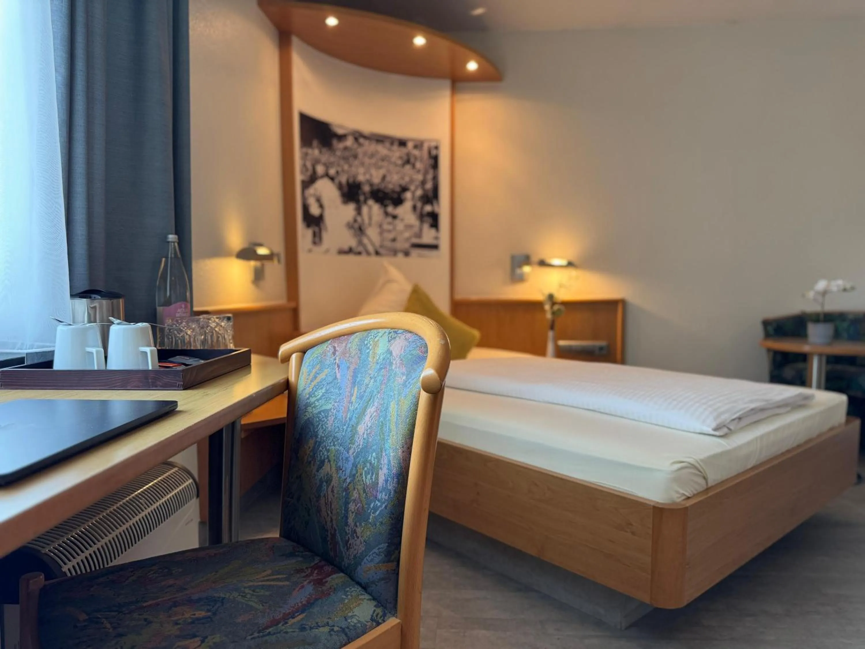 Bed in Mirage City Hotel Stuttgart Zentrum