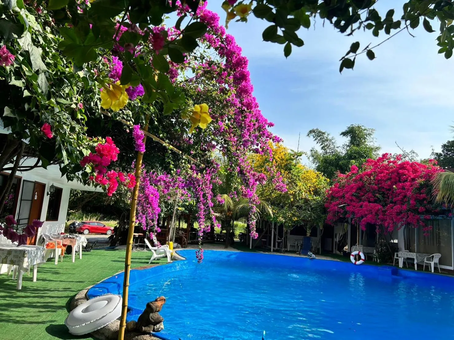 Swimming pool in OASIS Phuket Airport