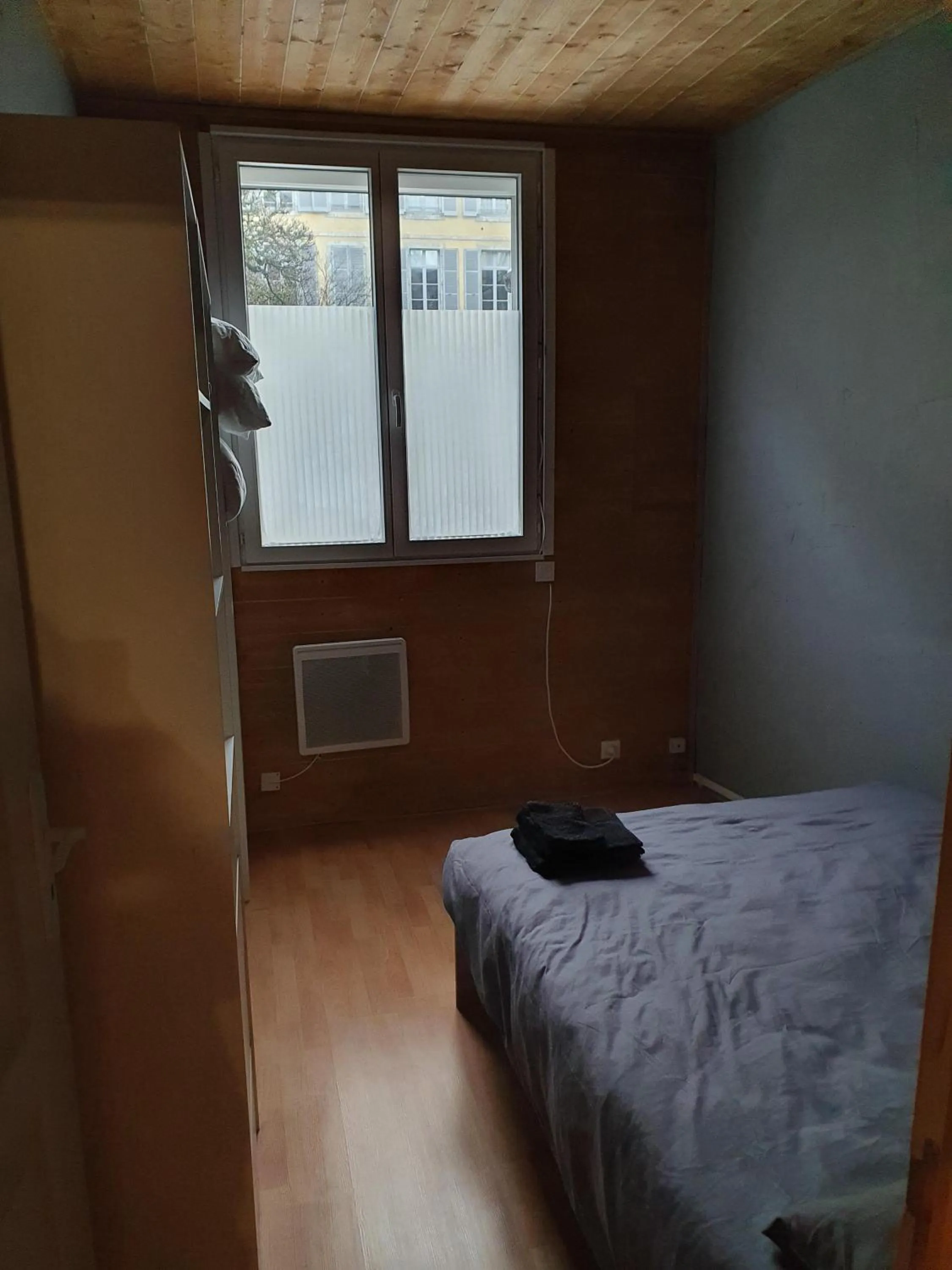 Bedroom, Bed in Appartement VanSuly