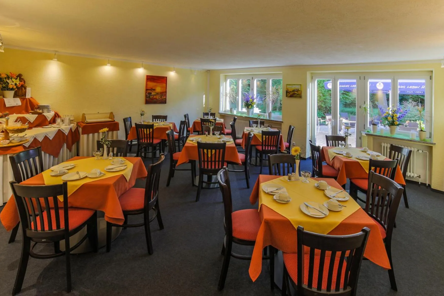 Restaurant/places to eat in Kneipp-Kurhotel Emilie