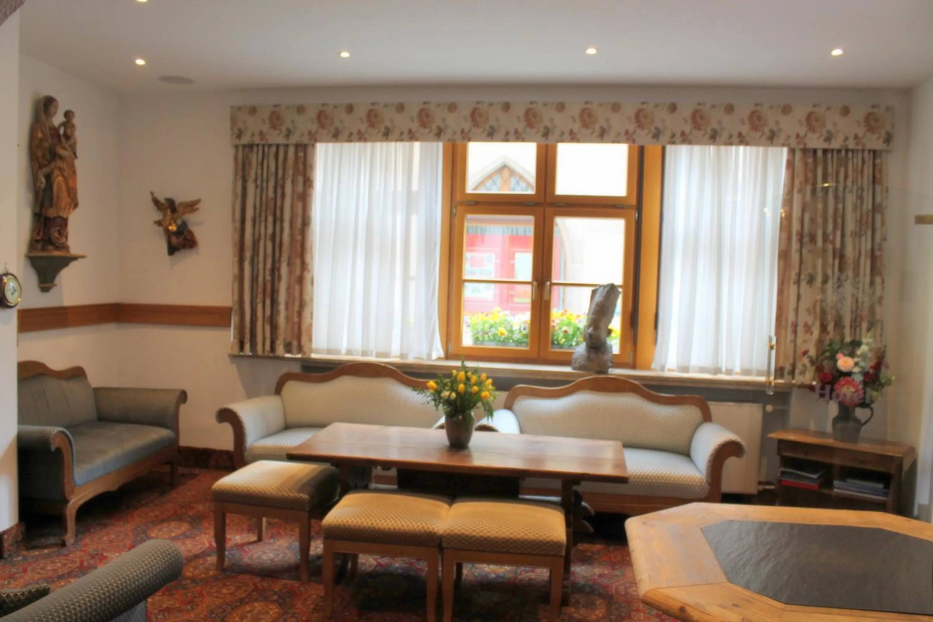 Lobby or reception in Tilman Riemenschneider