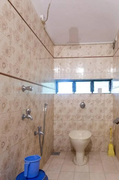 Bathroom in Villa Barbosa, 2 BHK Villa & Luxury Rooms near Colva, Sernabatim, Benaulim Beach