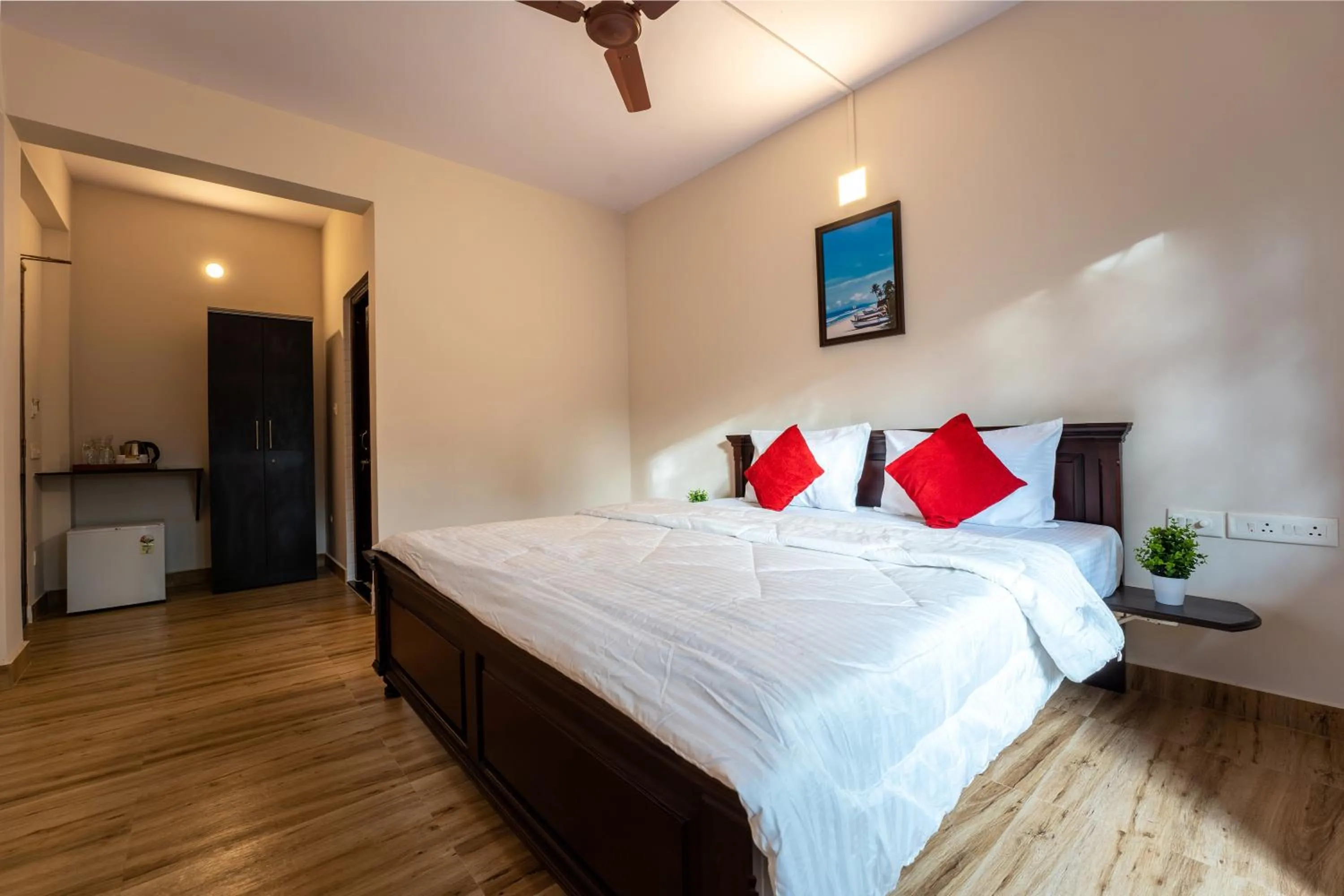 Bed in Villa Barbosa, 2 BHK Villa & Luxury Rooms near Colva, Sernabatim, Benaulim Beach