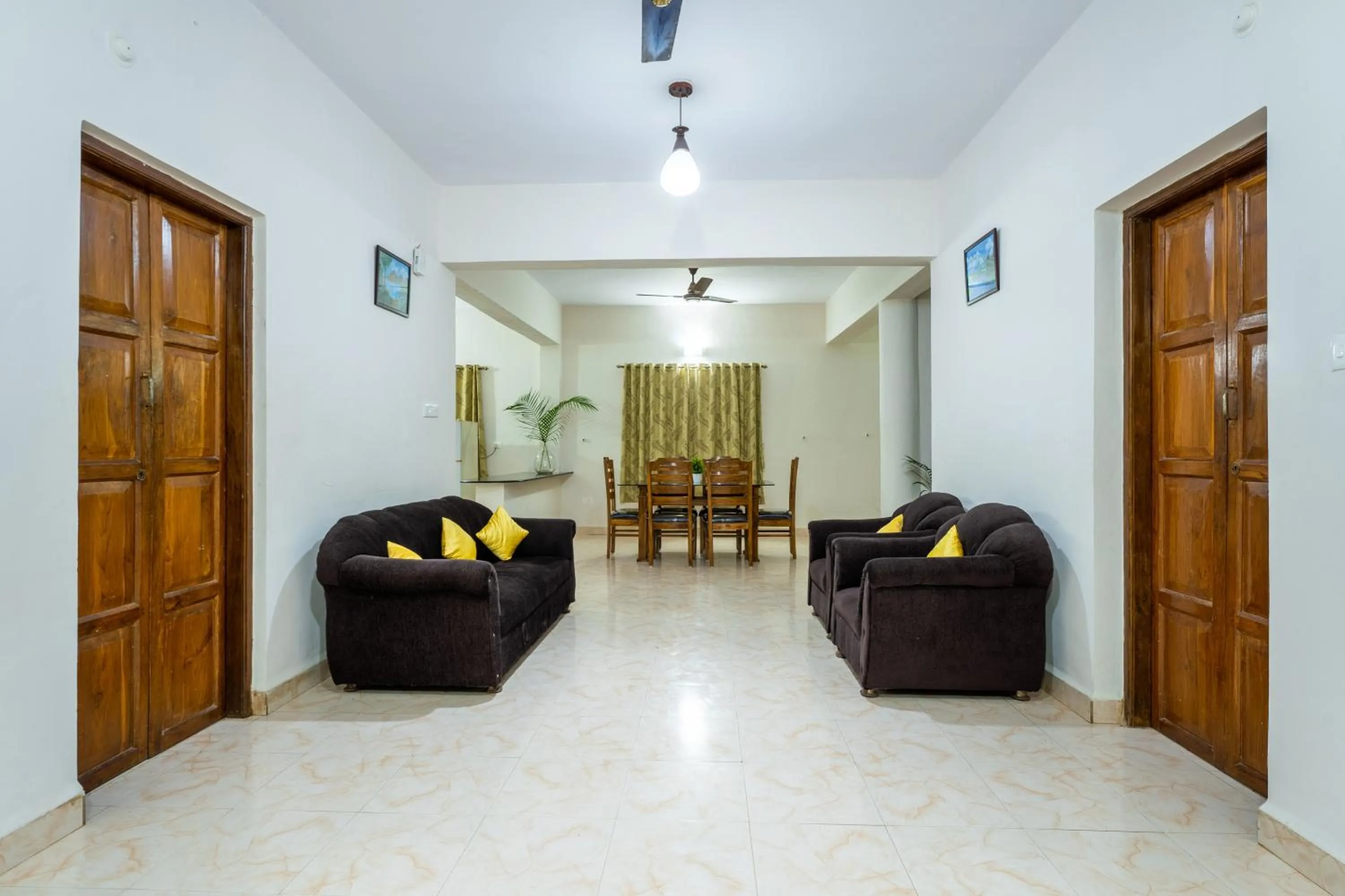 Living room in Villa Barbosa, 2 BHK Villa & Luxury Rooms near Colva, Sernabatim, Benaulim Beach