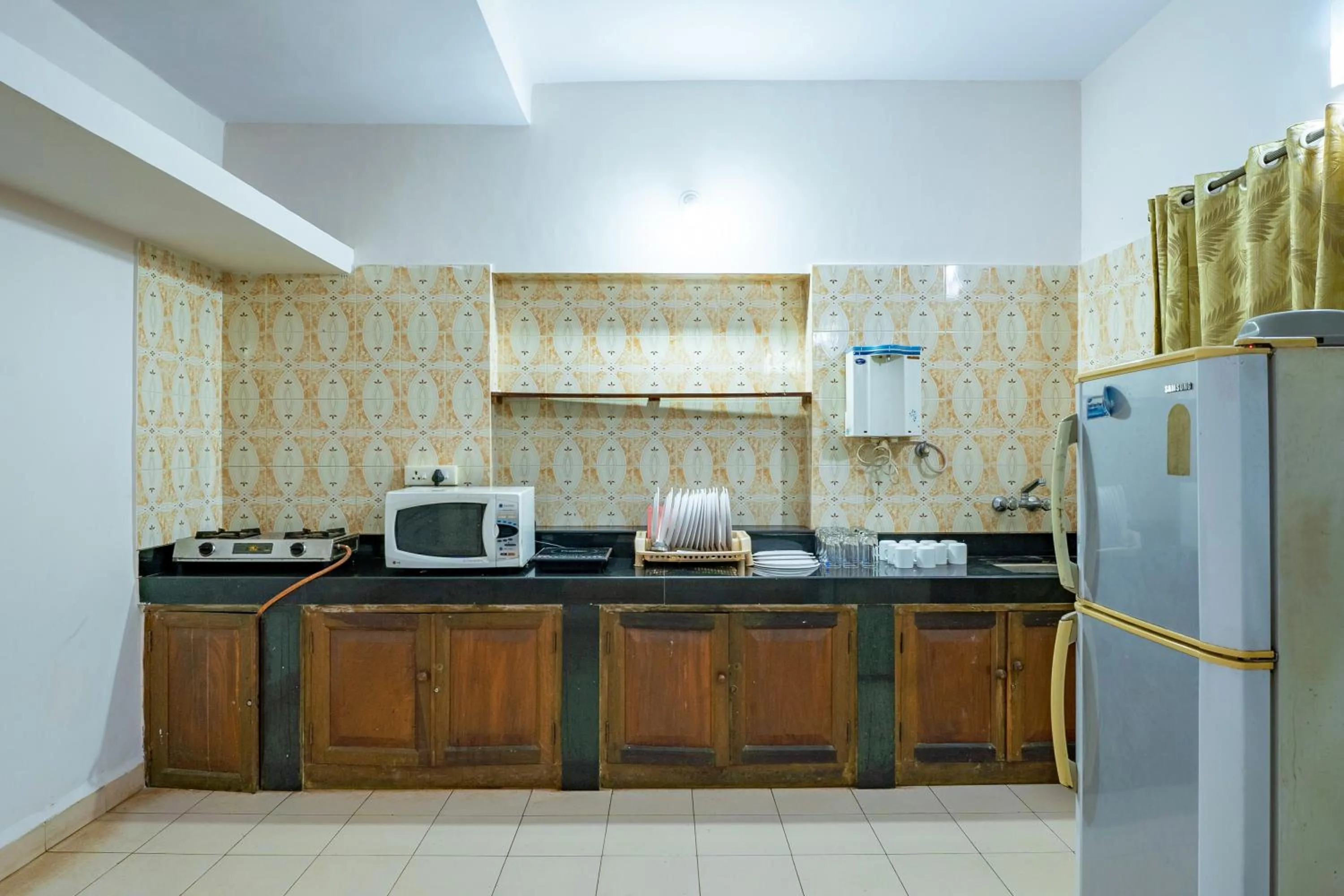 Kitchen or kitchenette in Villa Barbosa, 2 BHK Villa & Luxury Rooms near Colva, Sernabatim, Benaulim Beach