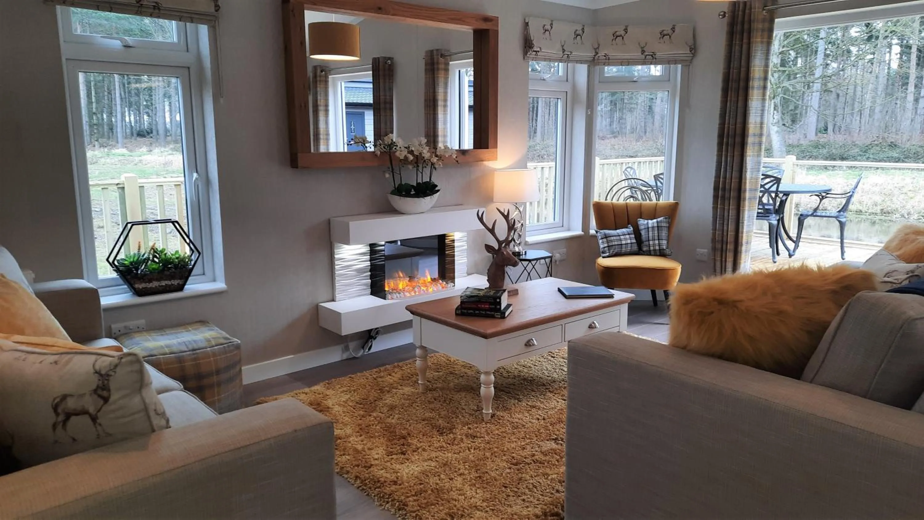 Living room in Hollicarrs - Stag Lodge