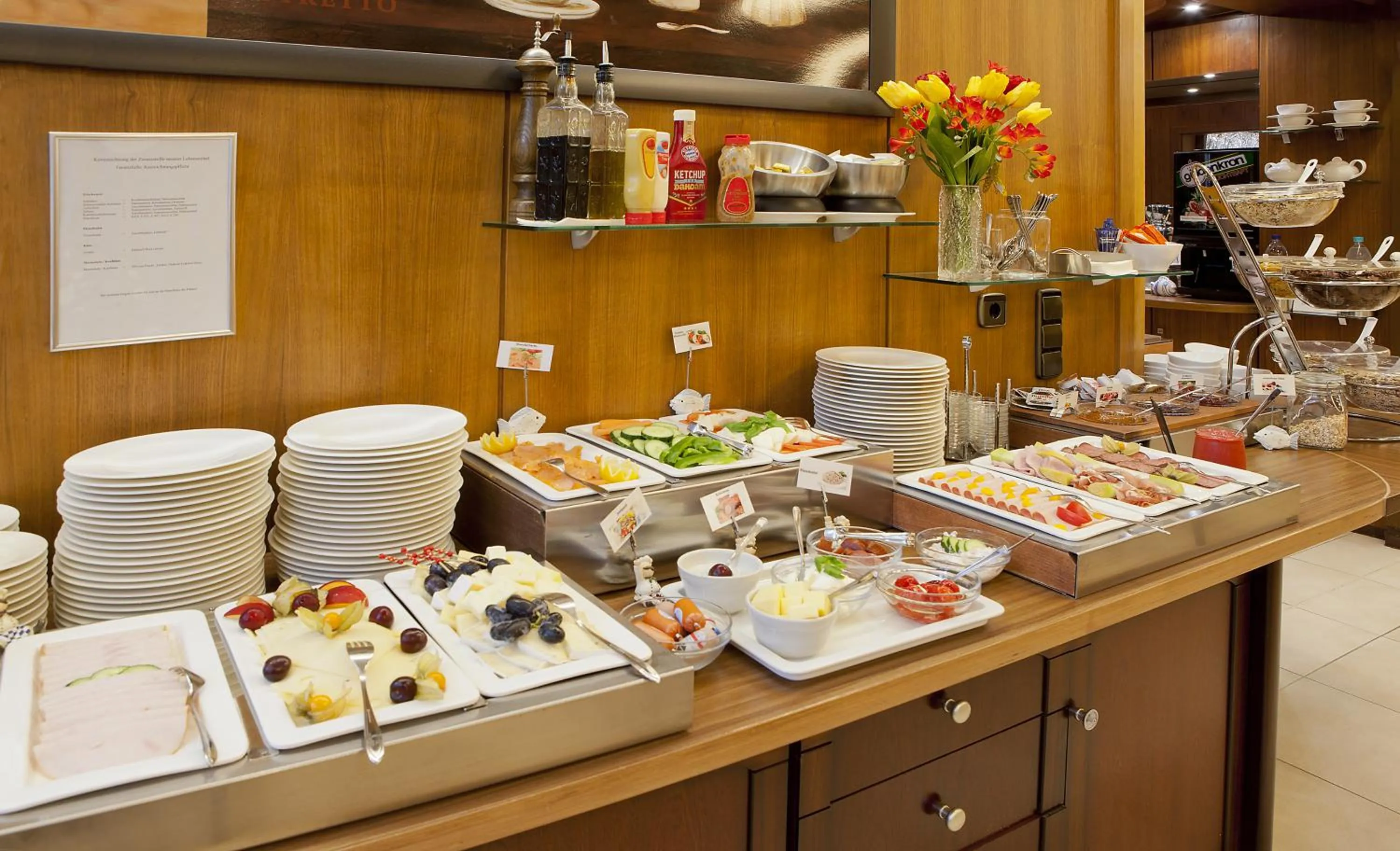 Food and drinks in Hotel Blauer Karpfen