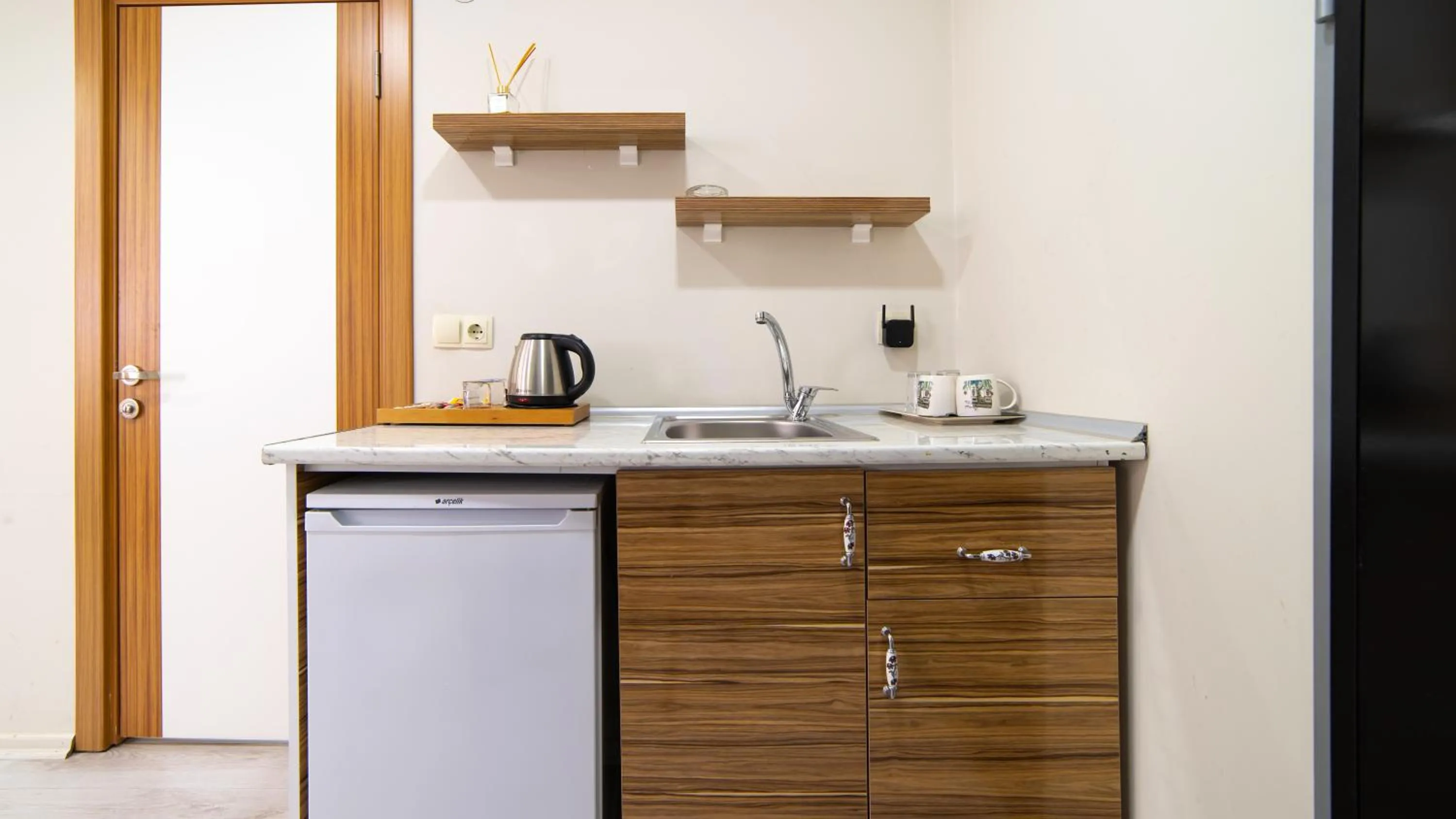 Kitchen or kitchenette in Best Hotel Pendik