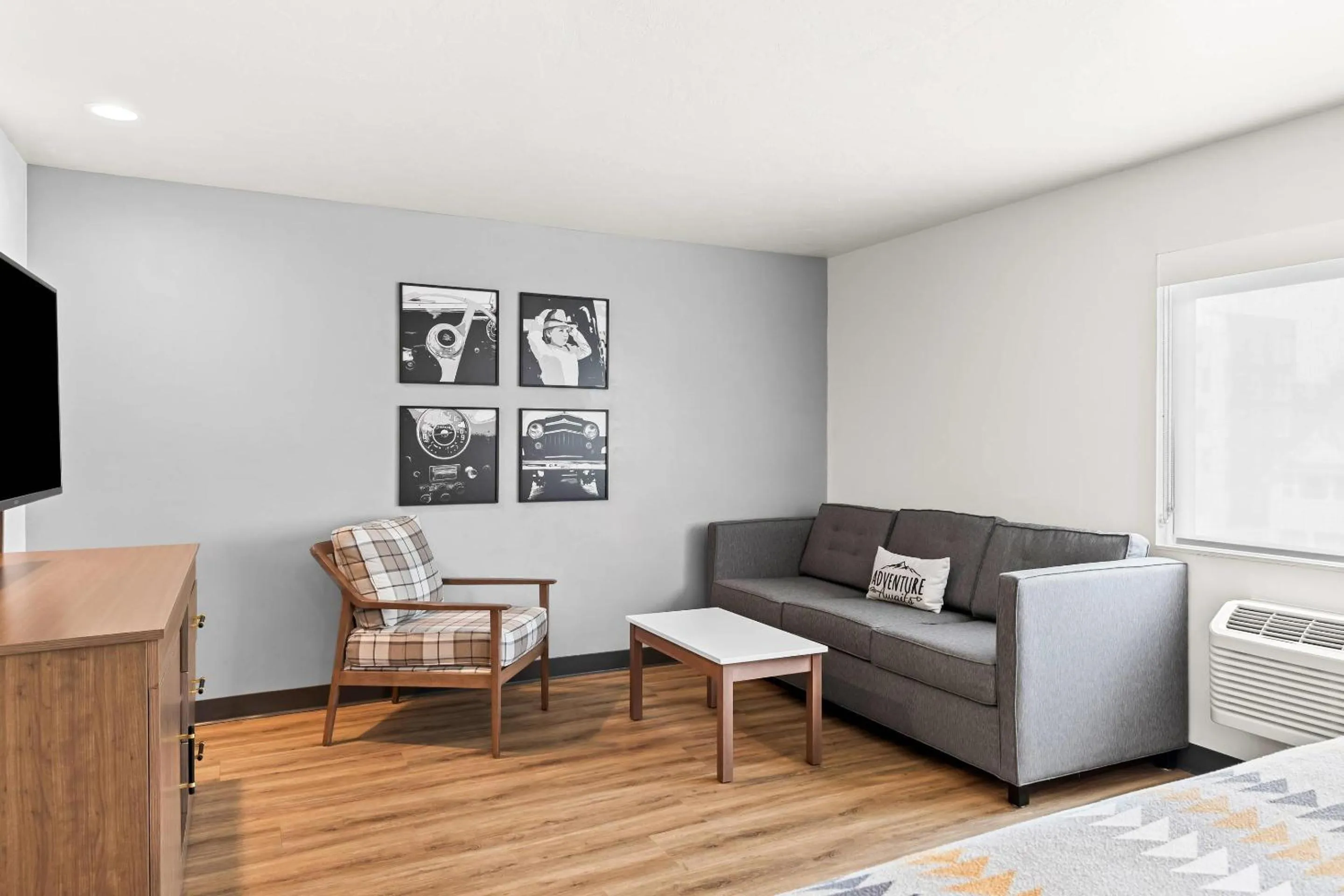 Bedroom in Maverick Hotel Eugene Near University, an Ascend Collection Hotel