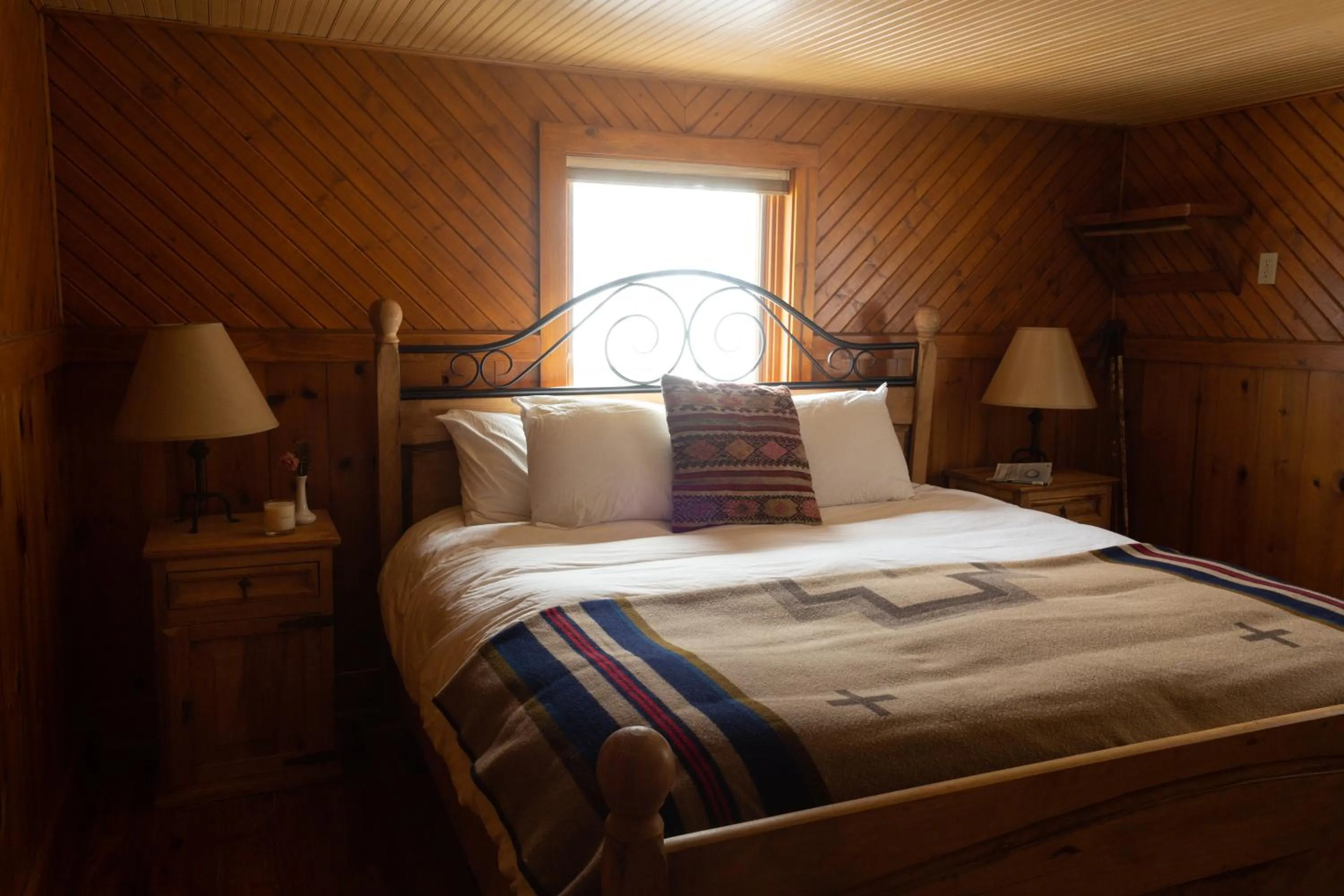 Bedroom, Bed in Beyul Retreat