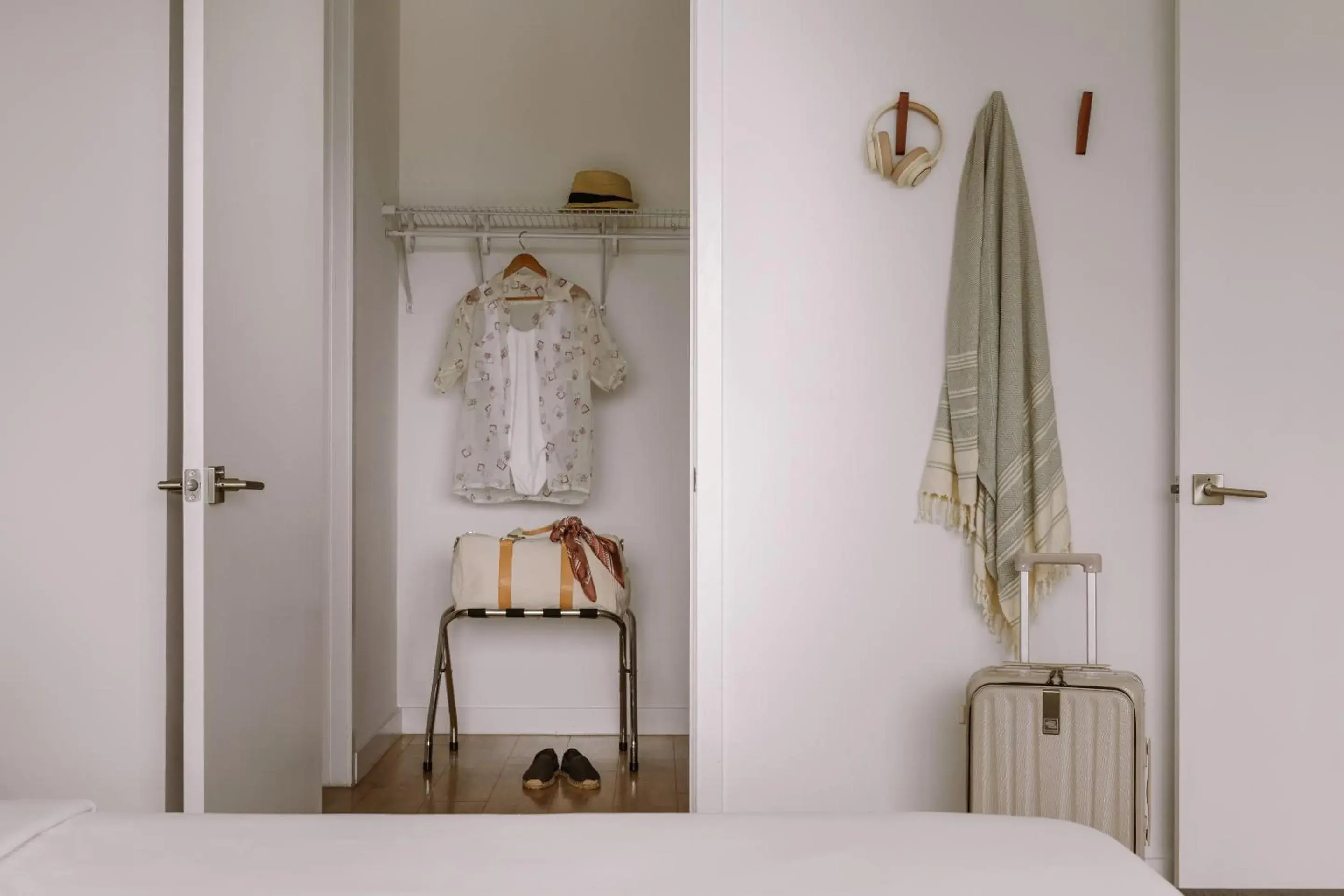 Three-Bedroom Apartment with Balcony in Sonder by Marriott Bonvoy 17WEST Apartments Three-Bedroom Apartment with Balcony in Sonder by Marriott Bonvoy 17WEST Apartments