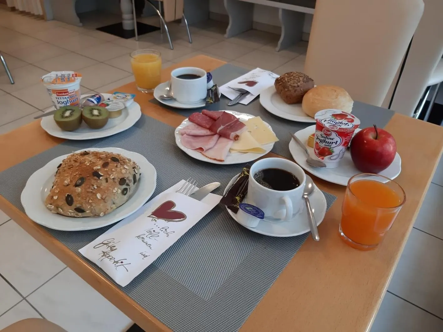 Breakfast in Aparthotel Wangener Landhaus