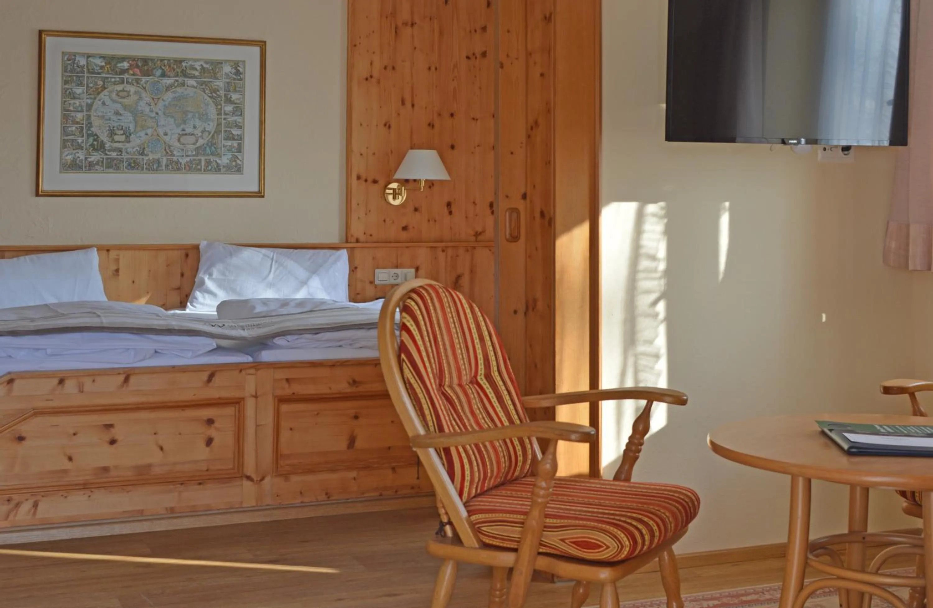 TV and multimedia, Bed in Stoll's Hotel Alpina