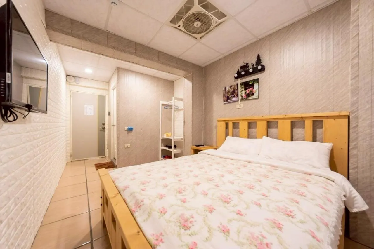 Bed in Monica Workshop