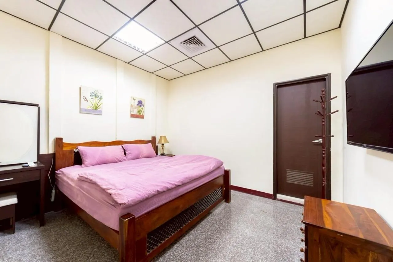 Bed in Monica Workshop