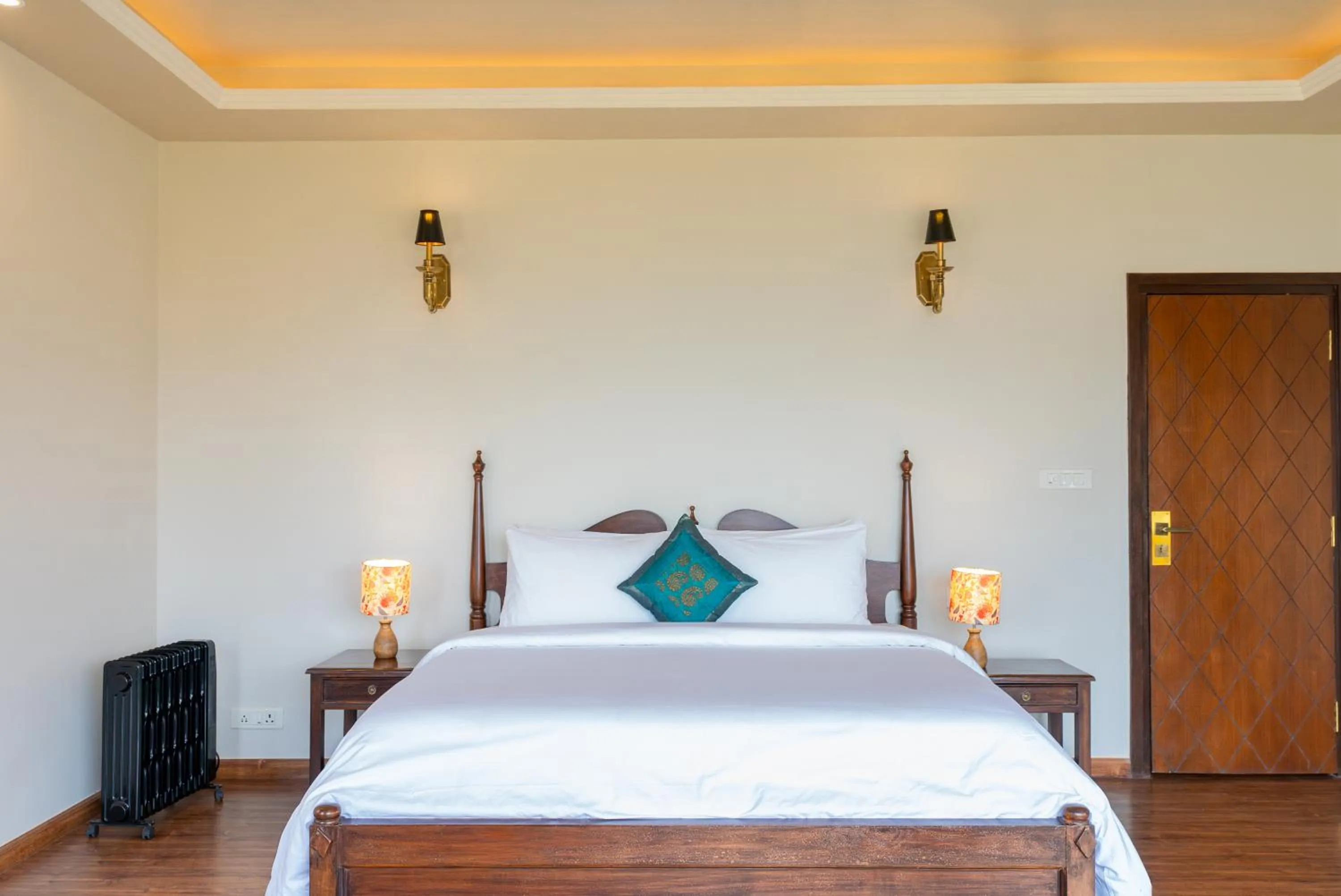 Bed in The Manor Luxury Apartments, Shimla